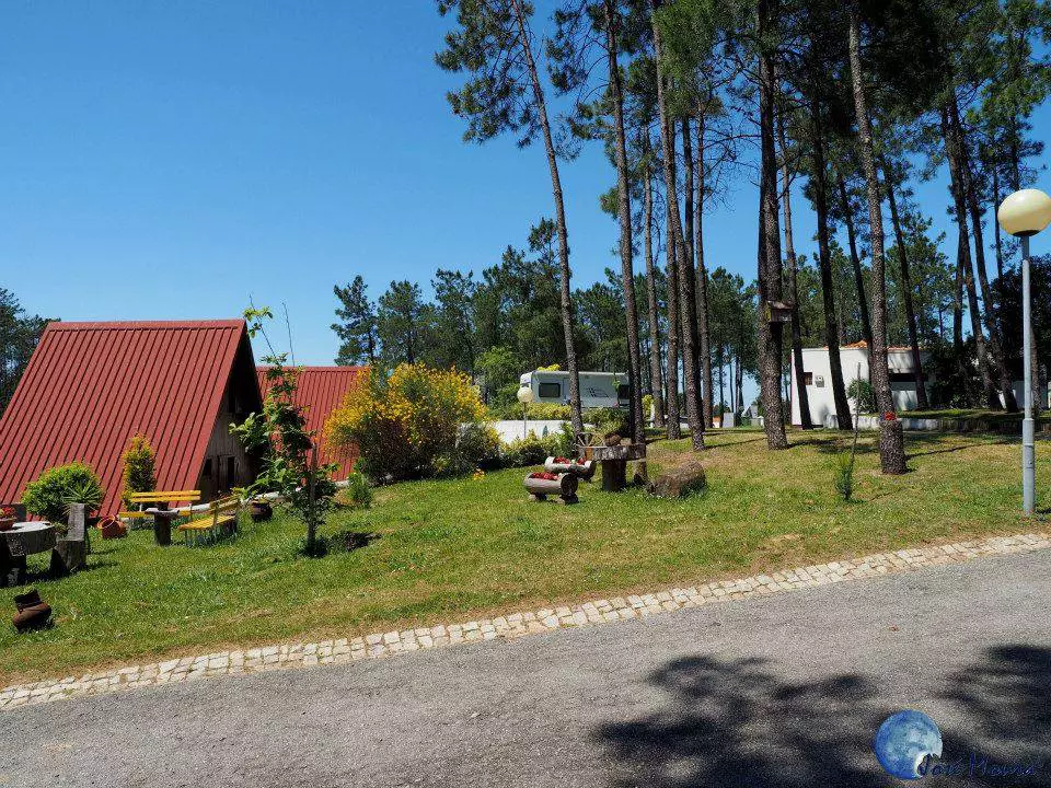 Wooden bungalow perfect for a couple - Parque de Campismo do Luso