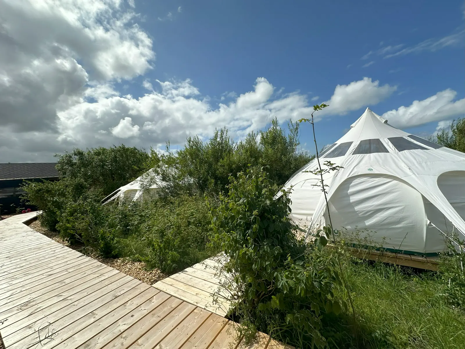 Agger Glamping ved Nationalpark Thy - Vildmarksbad, sauna og vandsportsaktiviteter