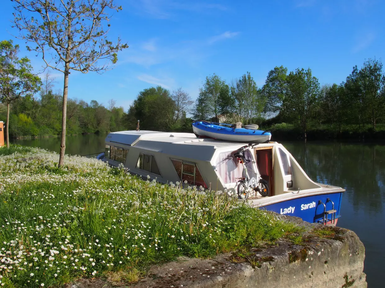 Pénichette Lady-Sarah sur le Canal du Blavet