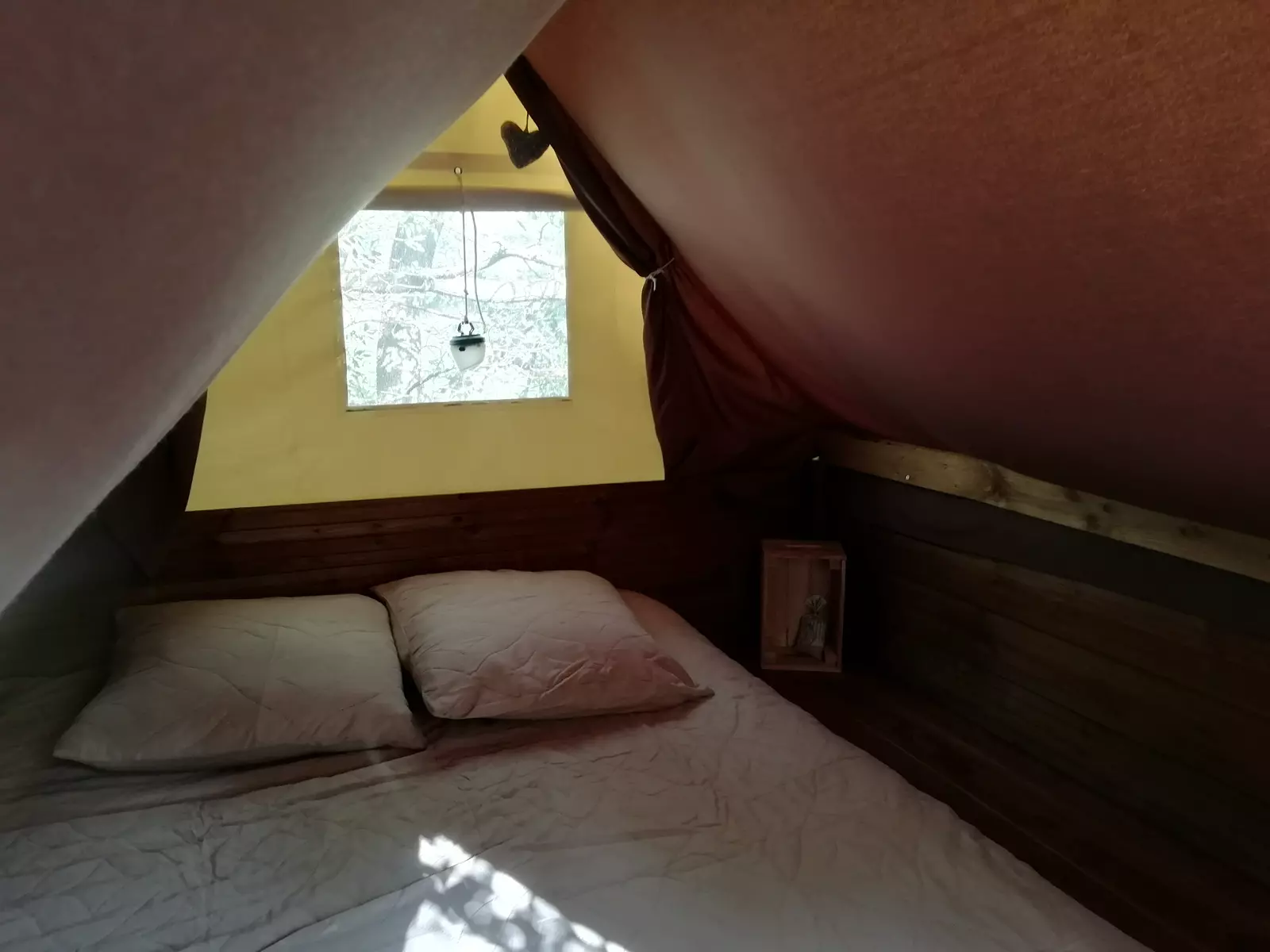 Cabane au bord du Canal du Midi !