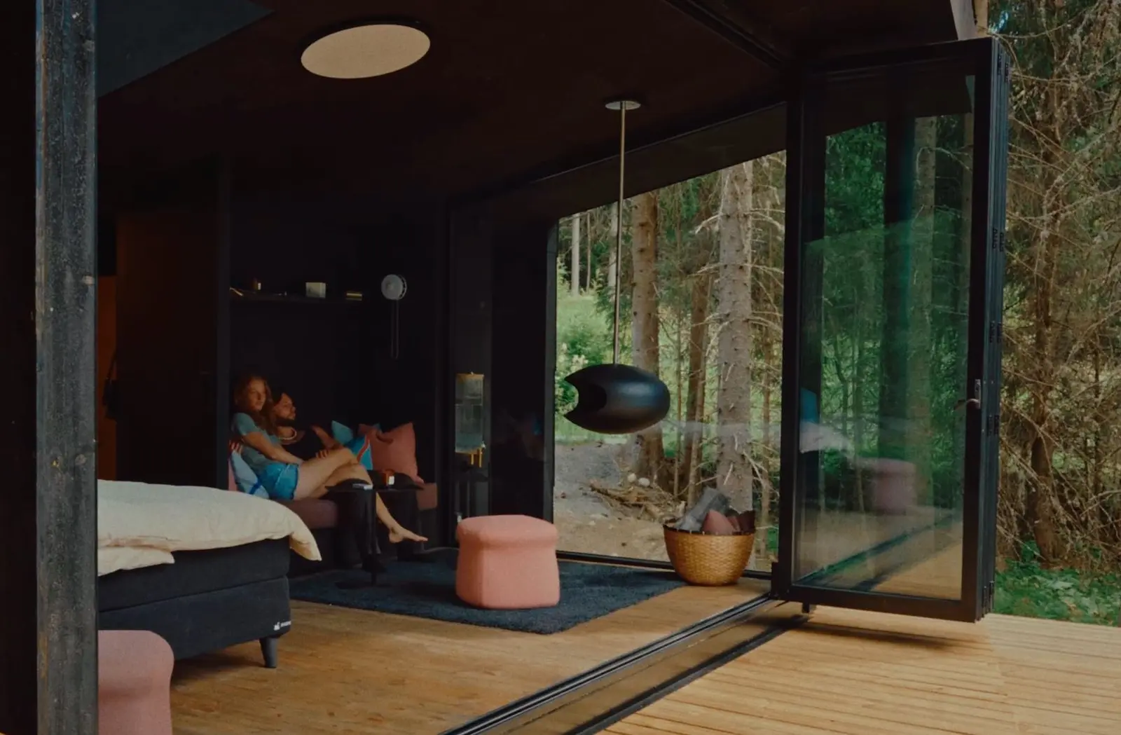 Glamping i Høydalsmo – Exhalation