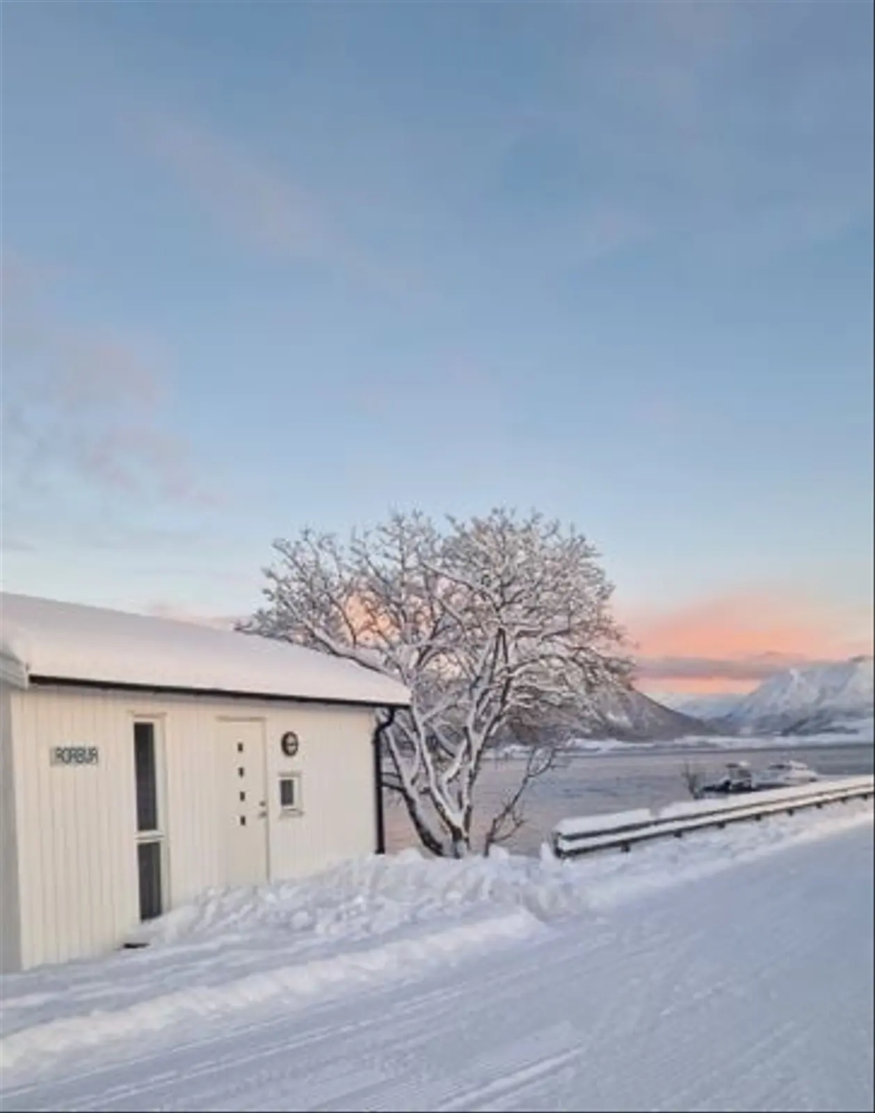 Glamping i Risøyhamn – Cabin (2 pers.)