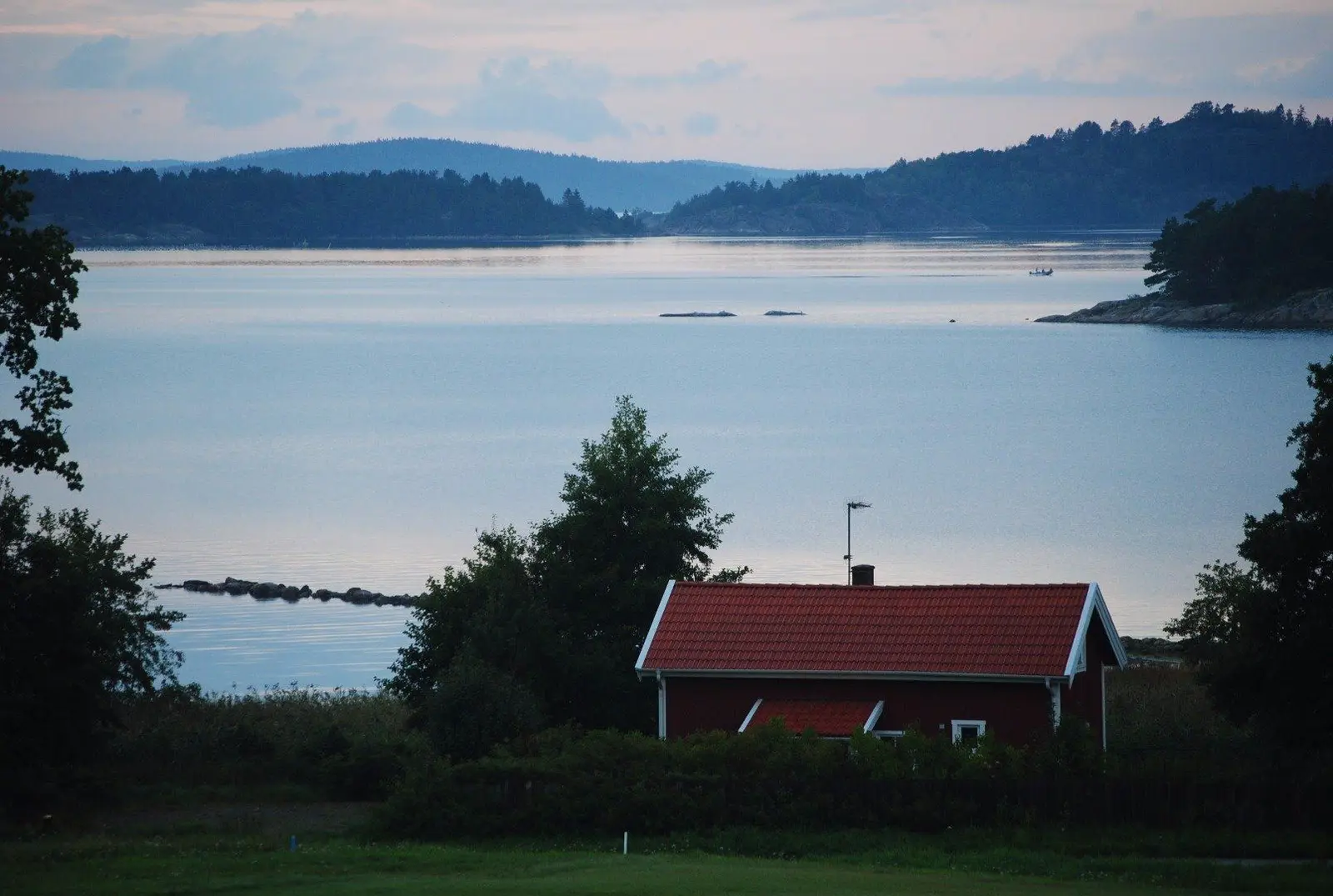 Glamping i Ljungskile – Sjöstugan