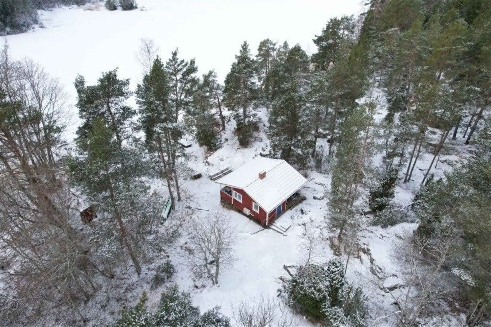 Glamping i Hållnäs – Stay in our Cabin