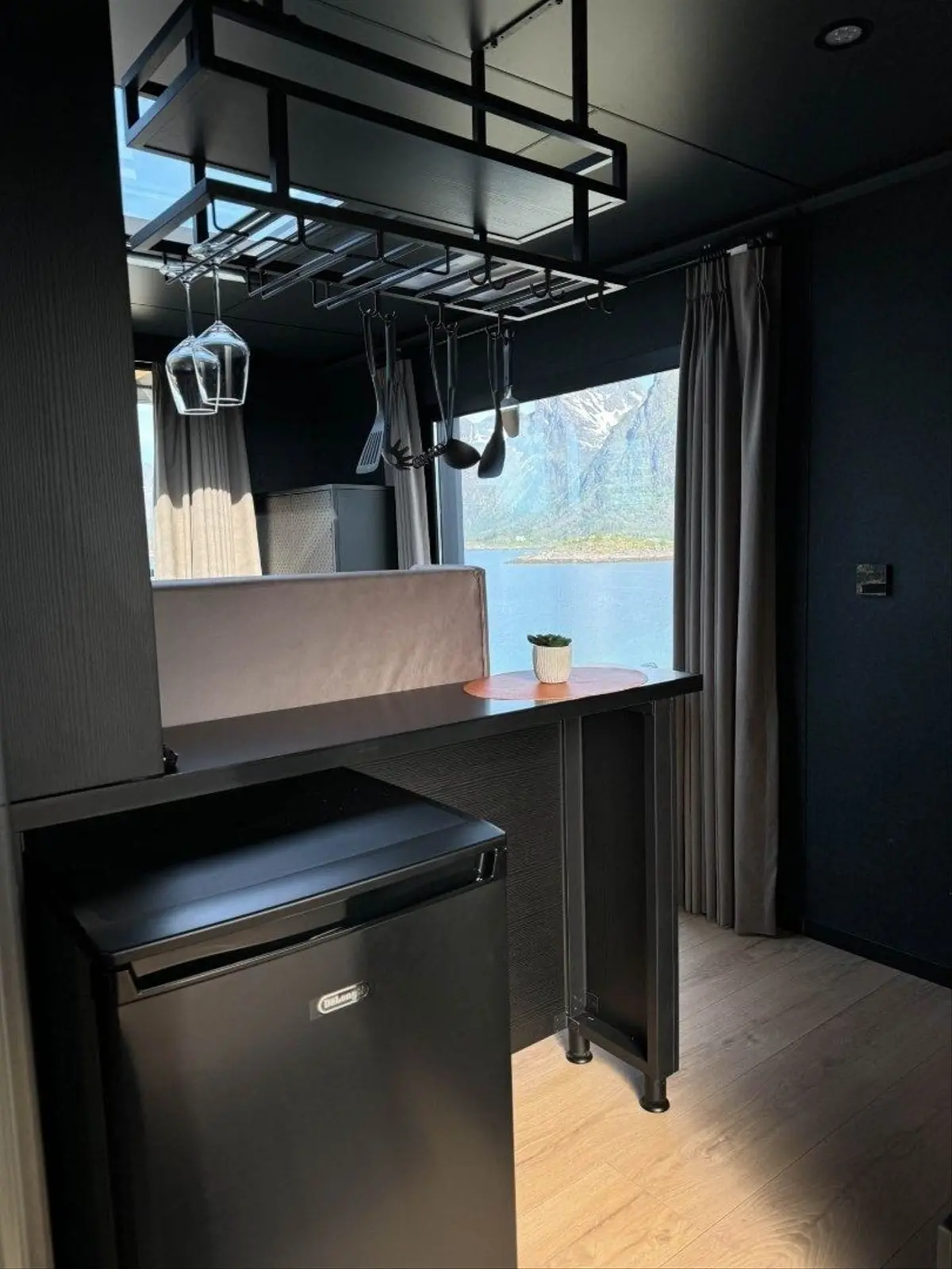 Glamping i Kabelvåg – Panorama cabins