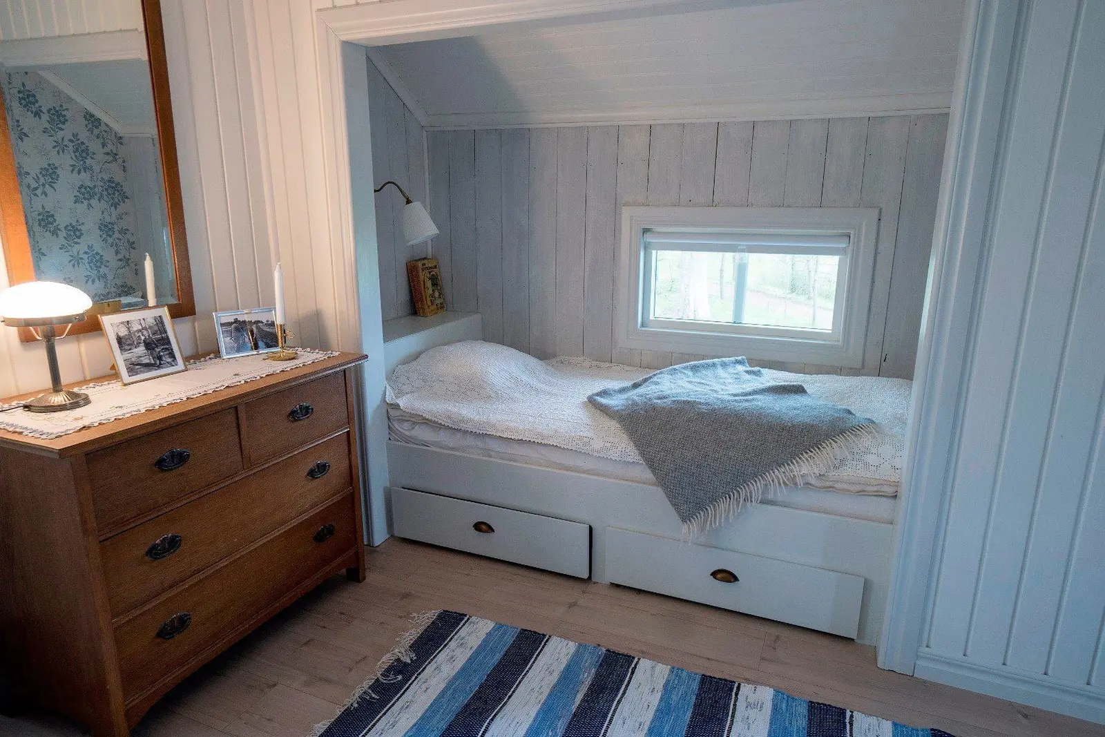 Cabane i Ljungskile – Grindstugan övervåning – photo 6
