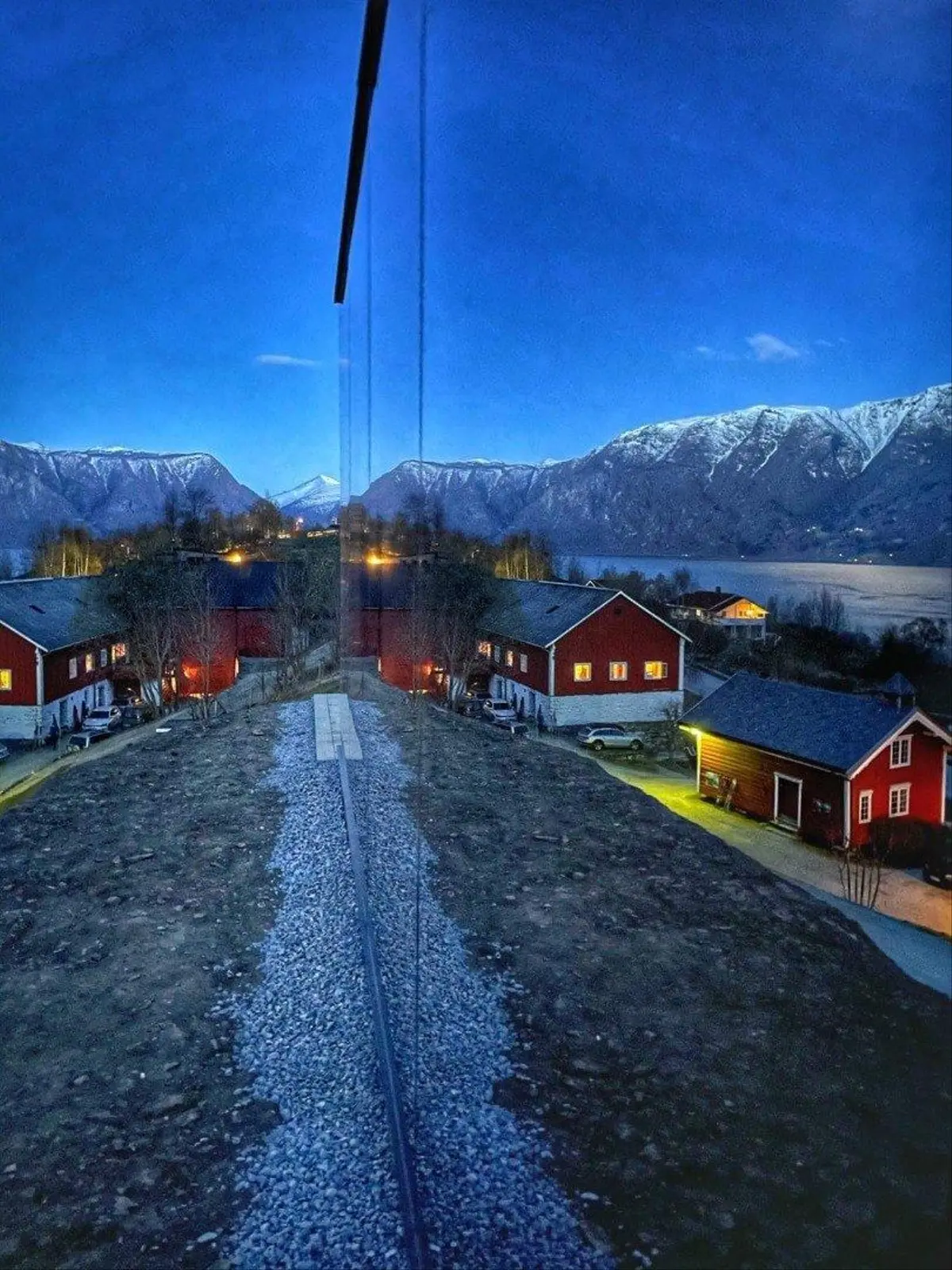 Hytte i Høyheimsvik – Fjordspeilet – photo 12