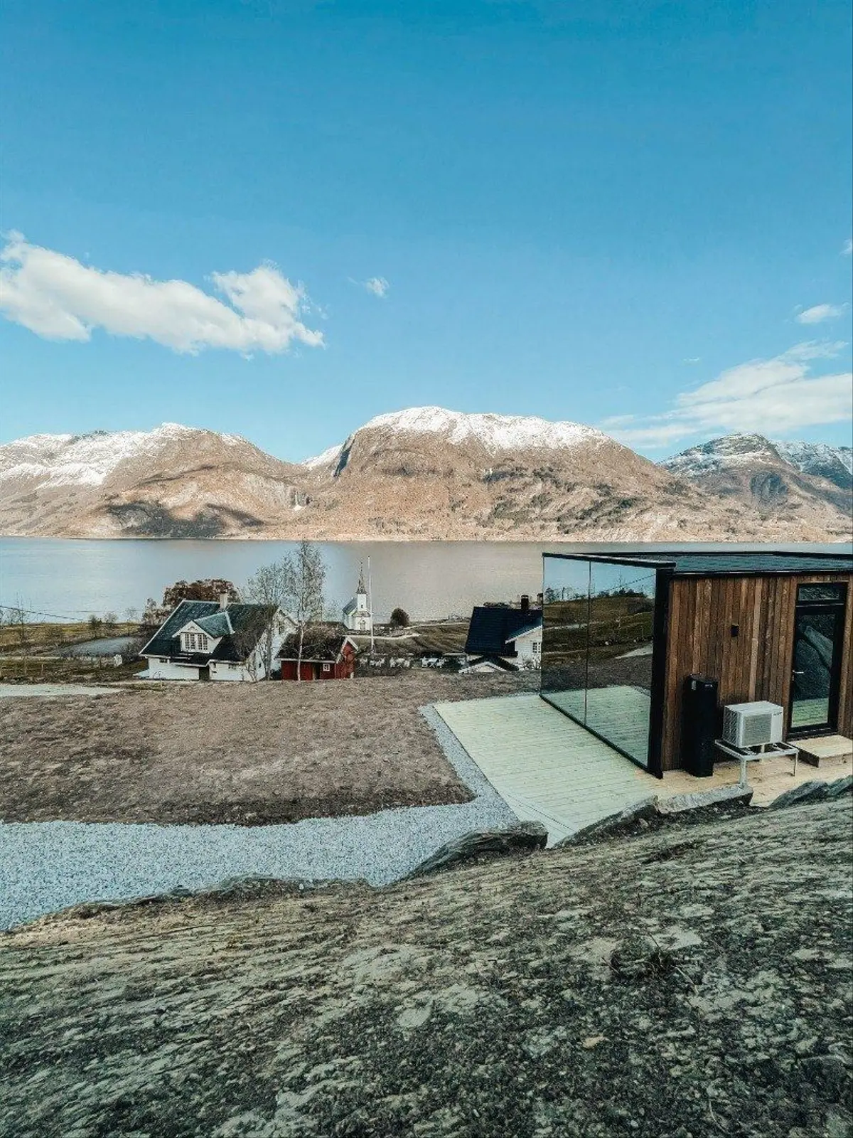 Hytte i Høyheimsvik – Fjordspeilet – photo 14