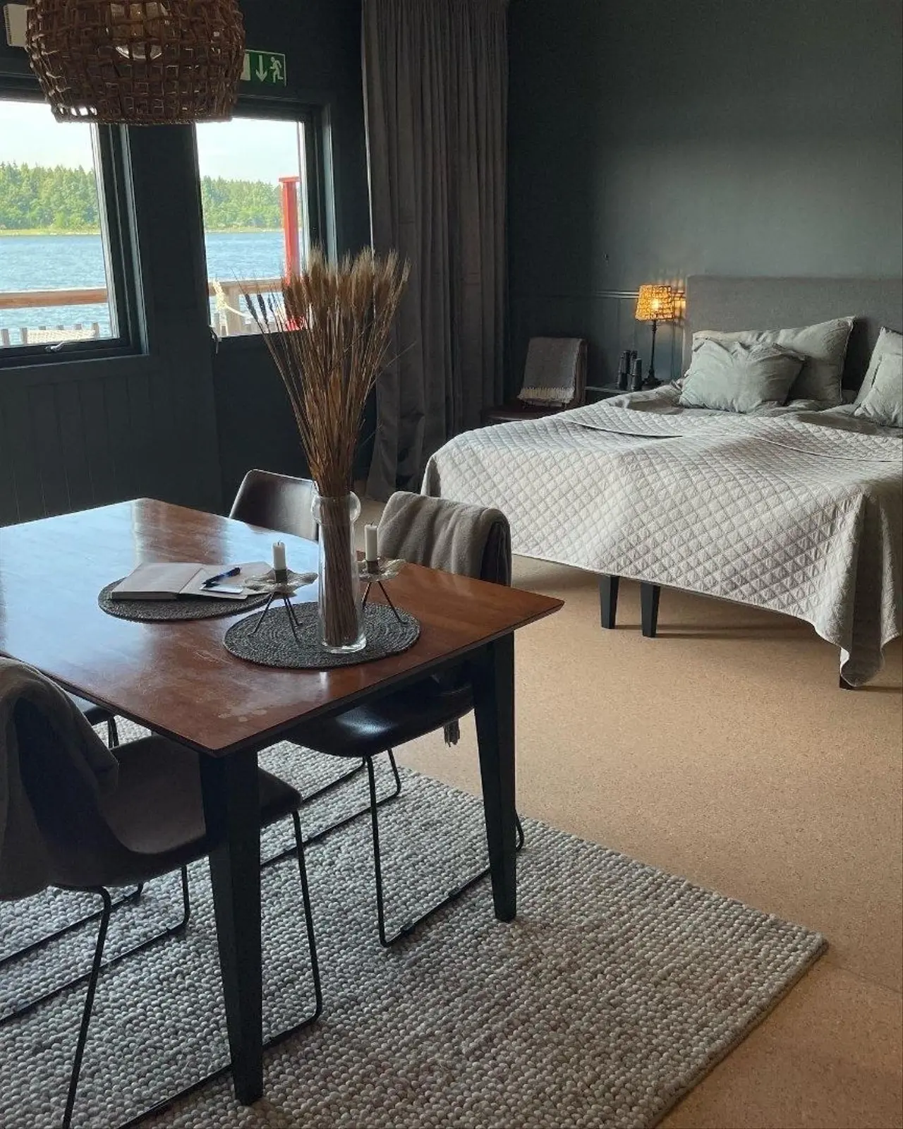 Glamping i Hållnäs – Stay at accommodation Sydkust
