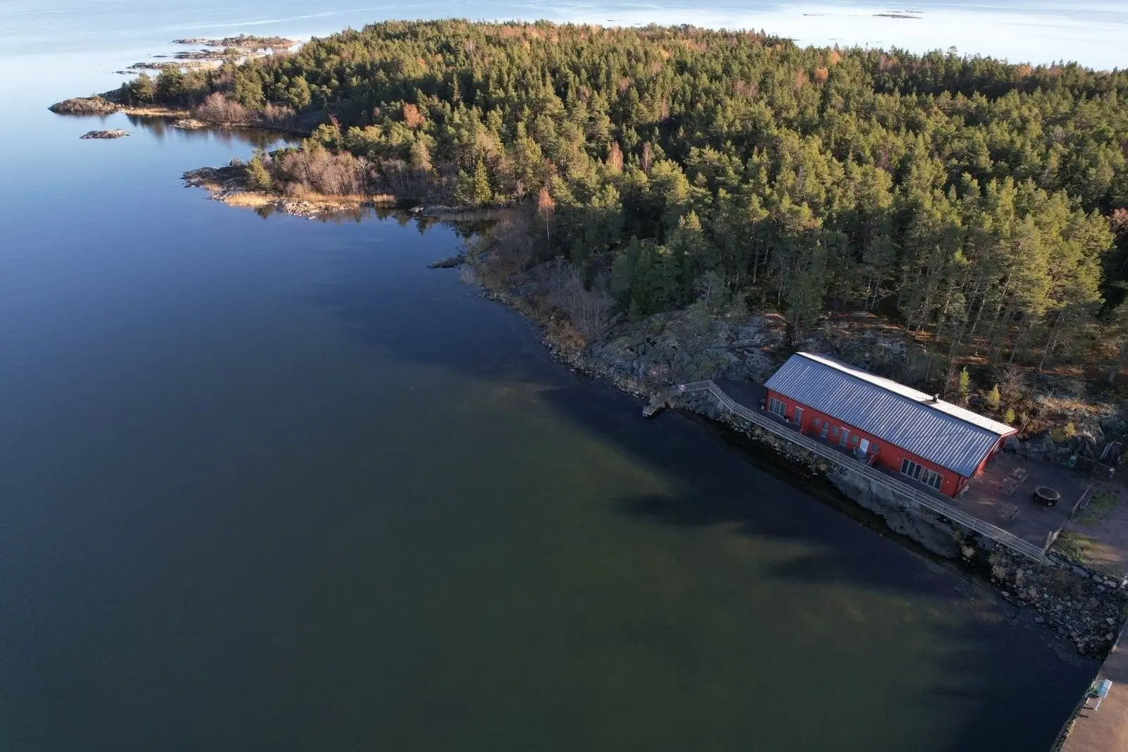 Glamping i Hållnäs – Stay at accommodation Sydkust