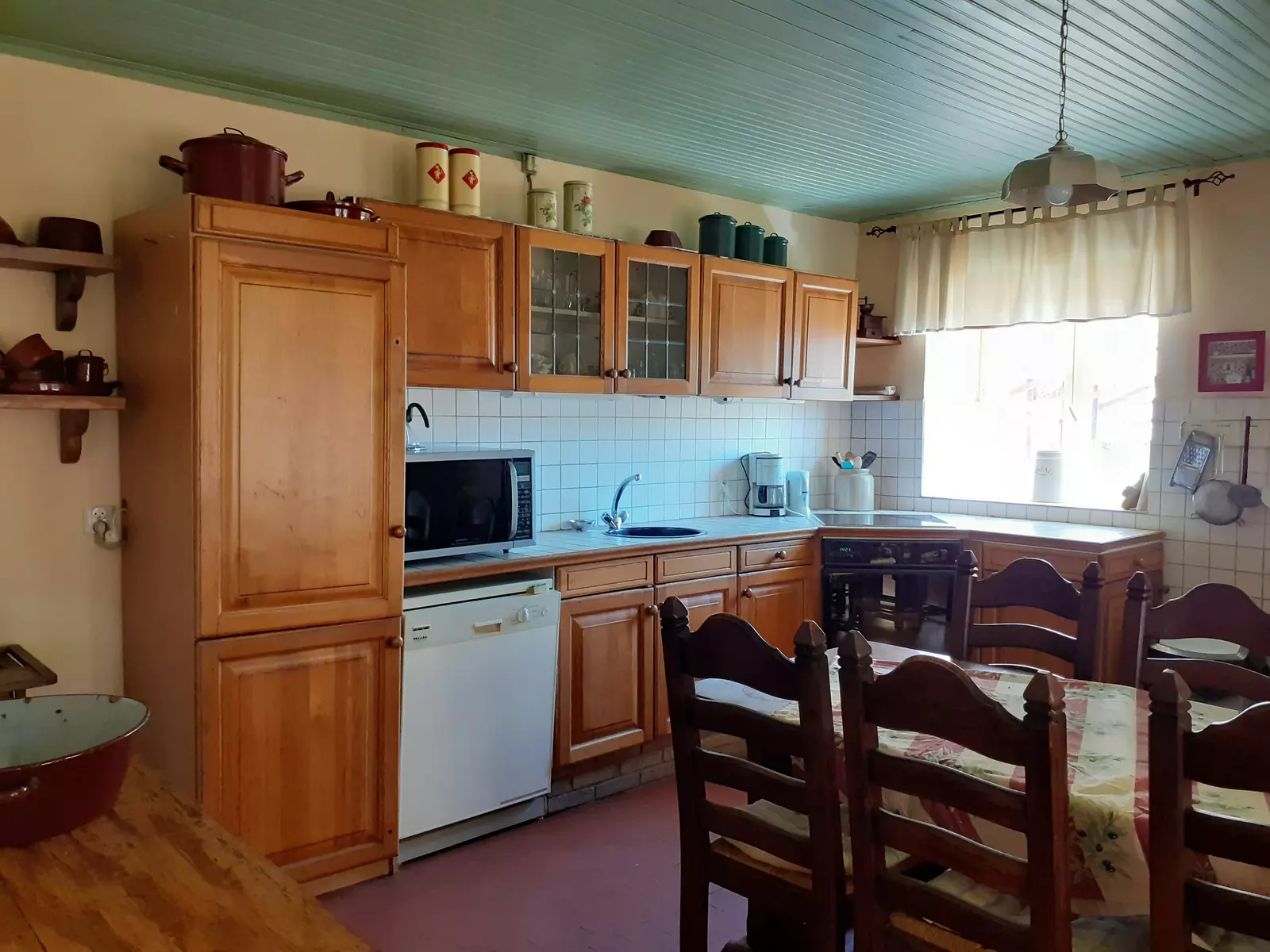 Hytte i Saint-Bonnet-Tronçais – Gezellige authentiek familiehuis , te midden van  weilanden met oude eiken, vlakbij zwemmeer. – photo 7