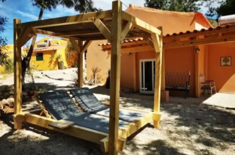 Talurdo Retreat-Rustic glamping in the heart of nature