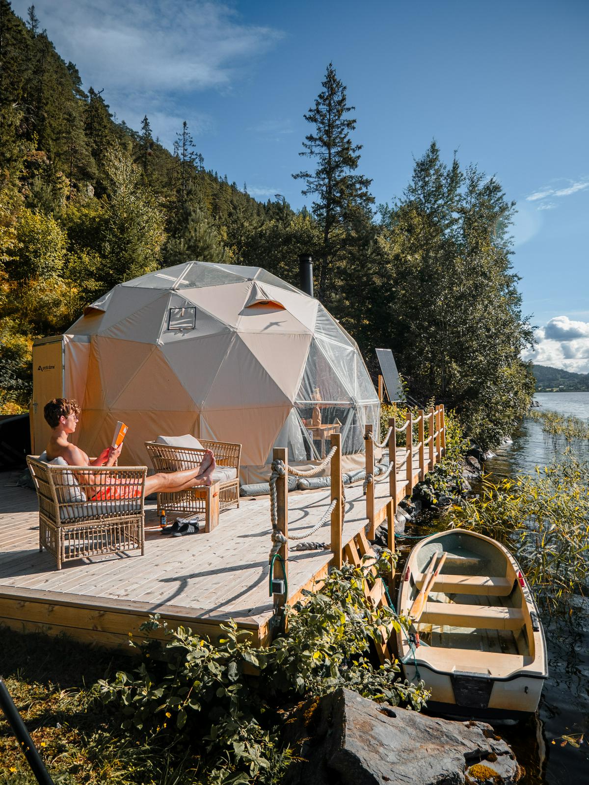 Arctic dome Hammervatnet