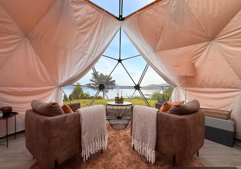 Artic Dome ved Sætrasand