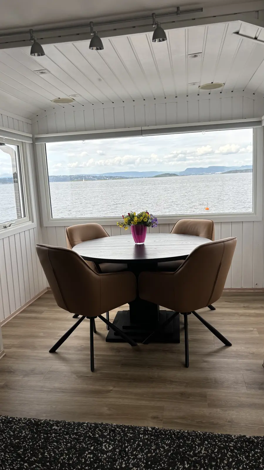 Seaside Cabin on the Oslo Fjord