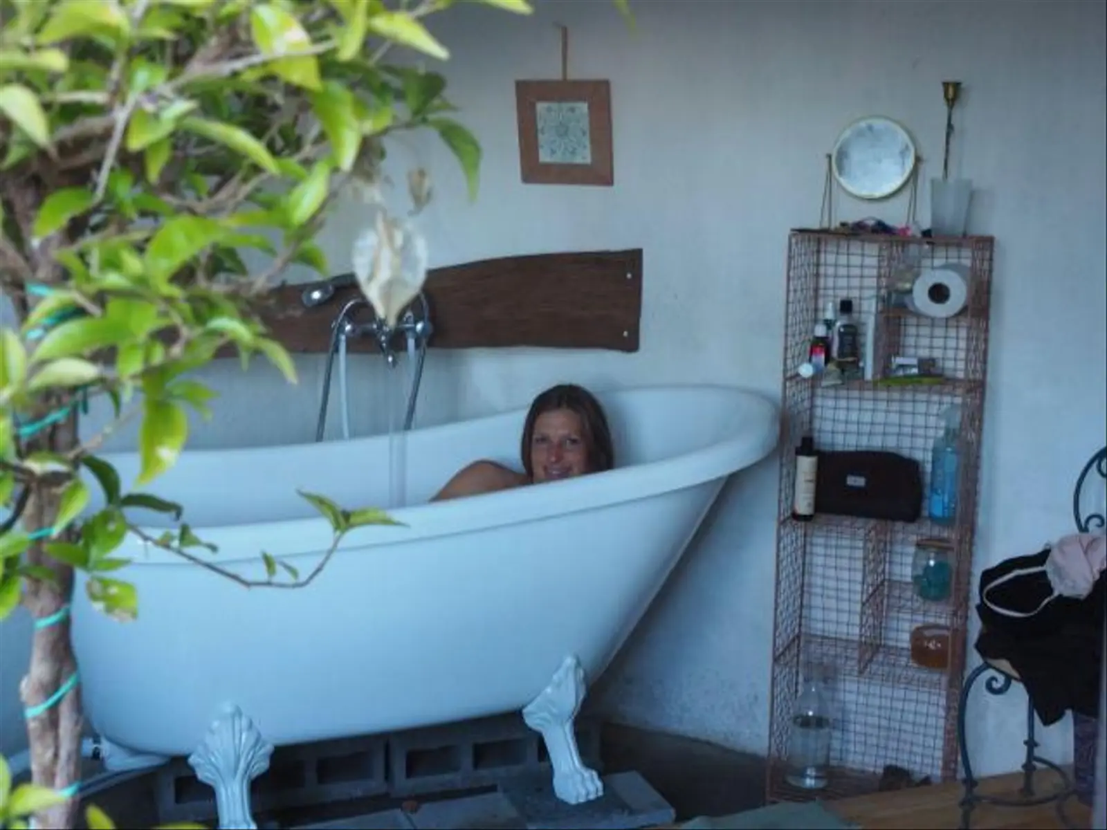 Bungalow i Trausella – Off-Grid Glamping Tent in a Secluded Foodforest – photo 10