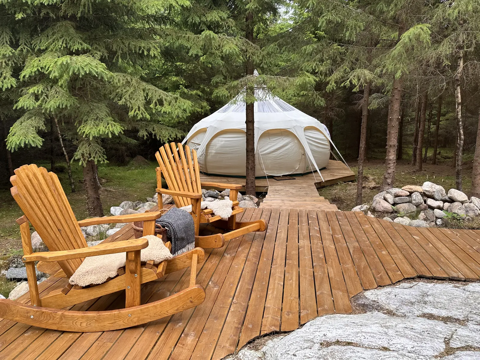 Glamping på idyllisk småbruk