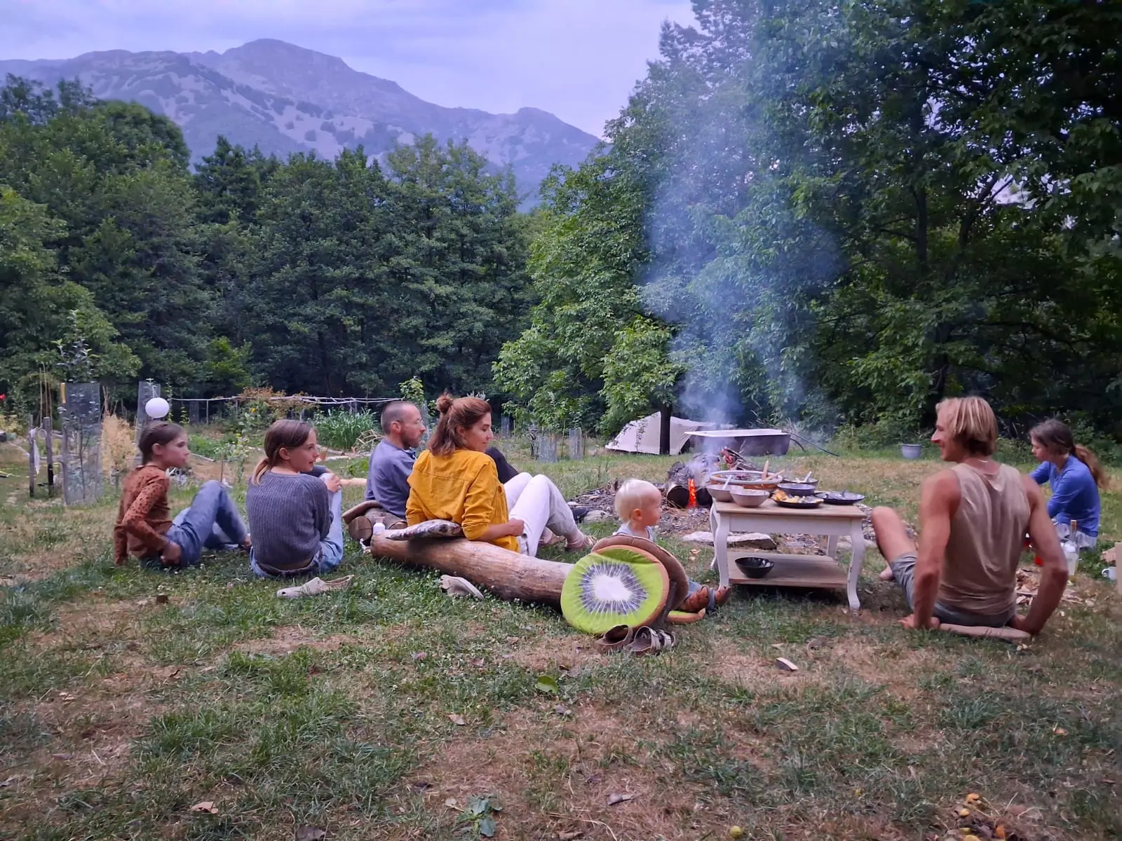 Bungalow i Trausella – Off-Grid Glamping Tent in a Secluded Foodforest – photo 17