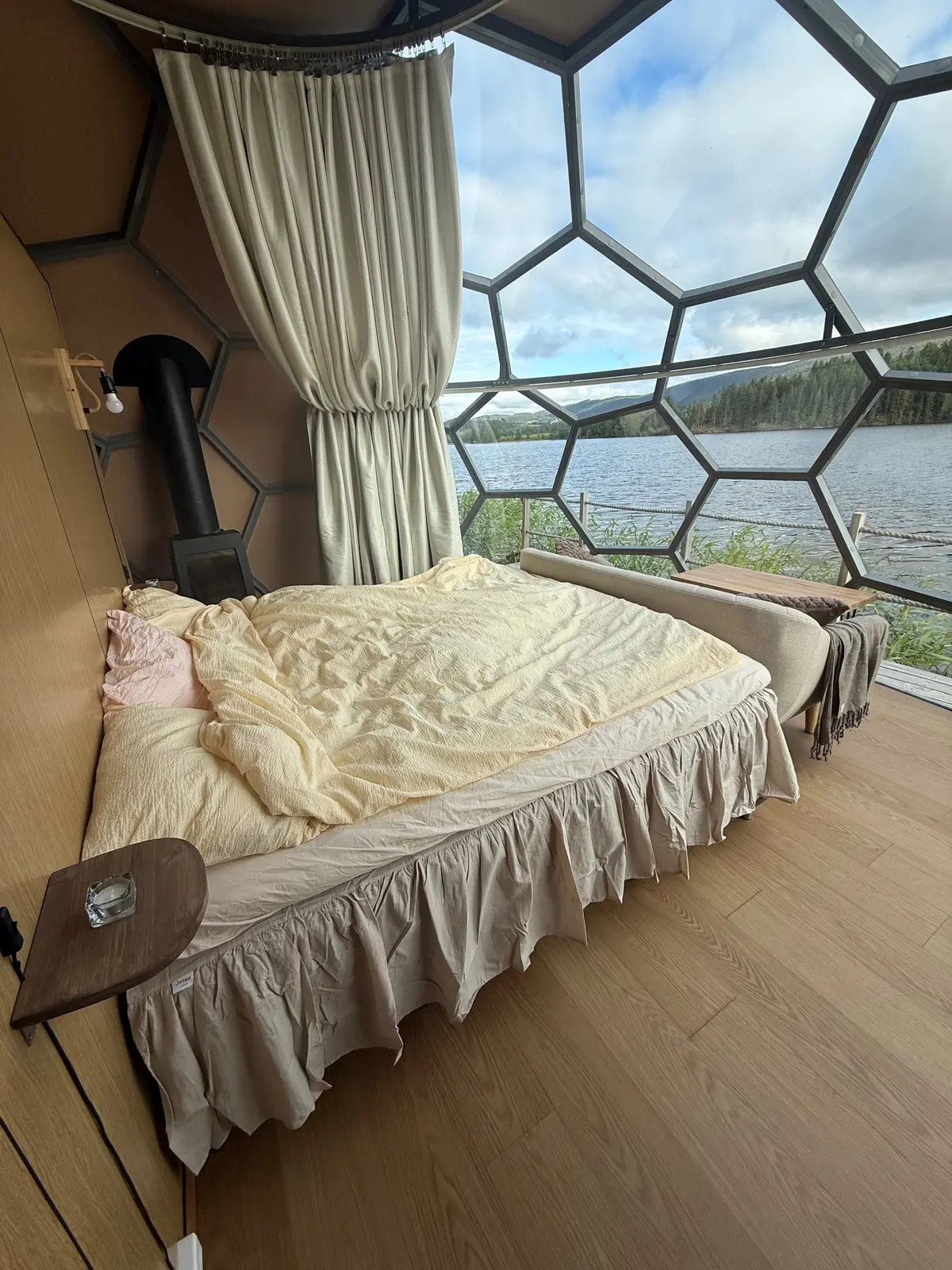 Arctic dome Hammervatnet