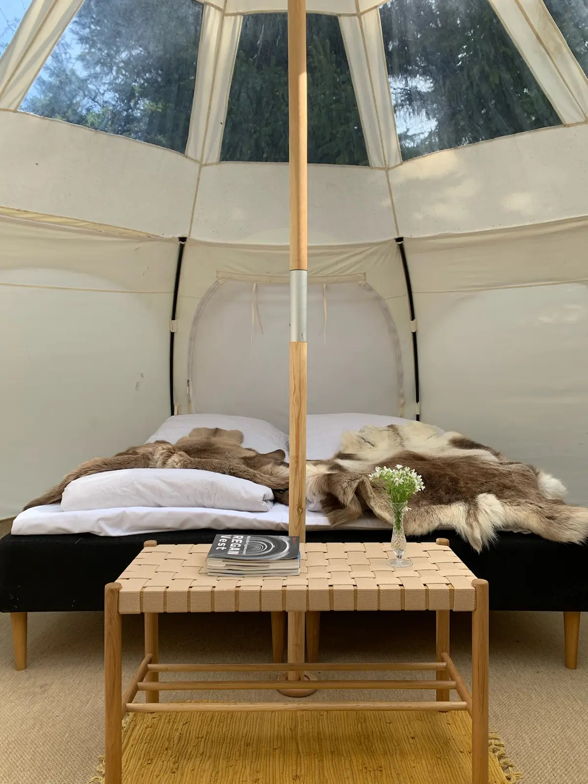 Unik glamping midt i skoven