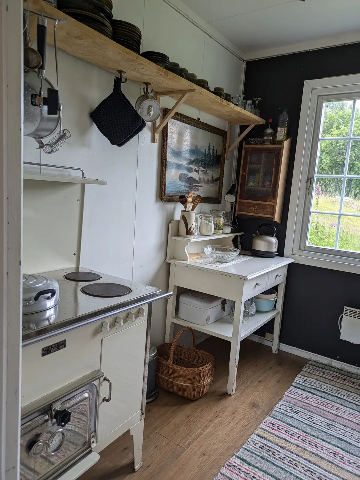 Klein huis i Frekhaug – Gripen farm: Skrivestova /  Writer's nest – photo 45
