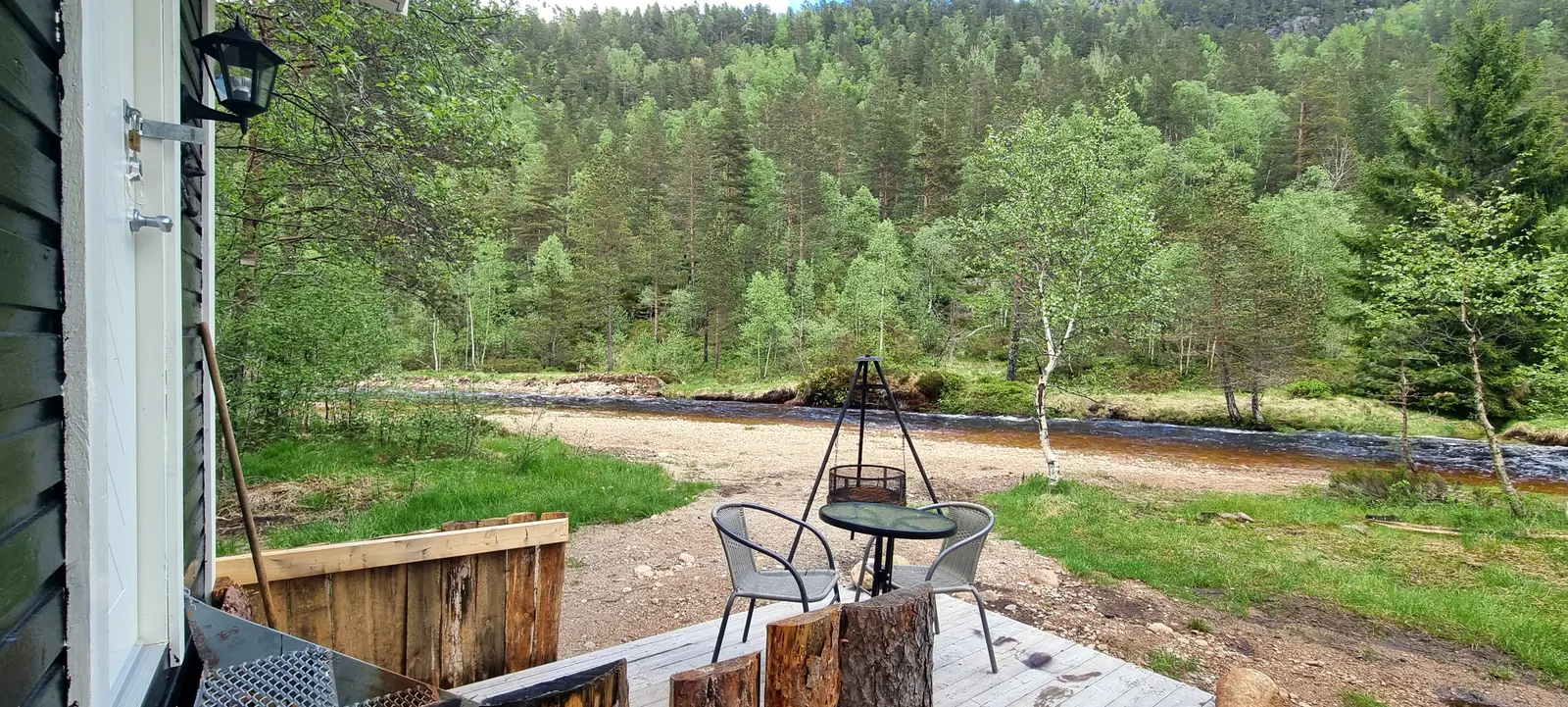 Cabane i Åseral – Hjortebu med vedovn. Naturskjønne omgivelse. Sauna, badestamp, robåt – photo 42