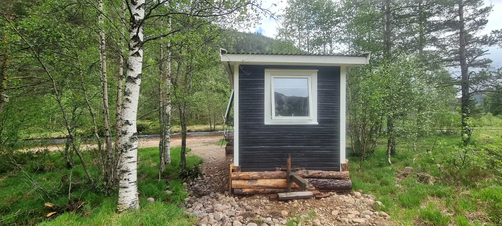Cabane i Åseral – Hjortebu med vedovn. Naturskjønne omgivelse. Sauna, badestamp, robåt – photo 46