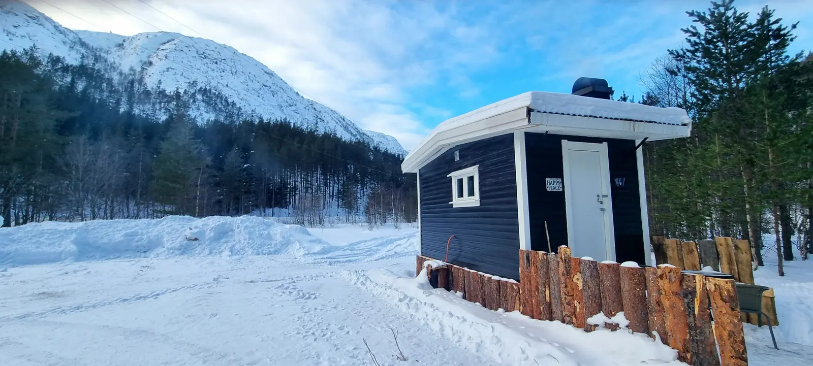 Cabane i Åseral – Hjortebu med vedovn. Naturskjønne omgivelse. Sauna, badestamp, robåt – photo 47