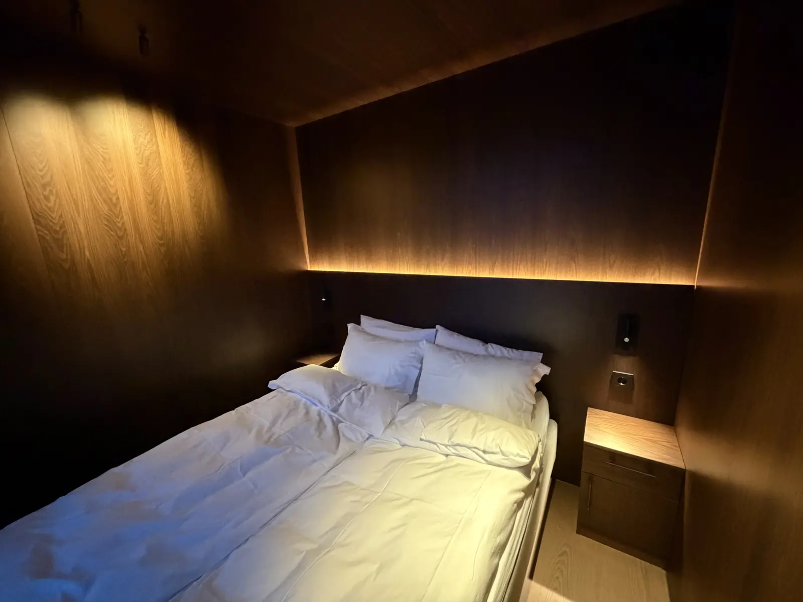 Cabin i Hundeidvik – Hundeidvik Fjord Retreat - Fjord Suite with Sauna – photo 13