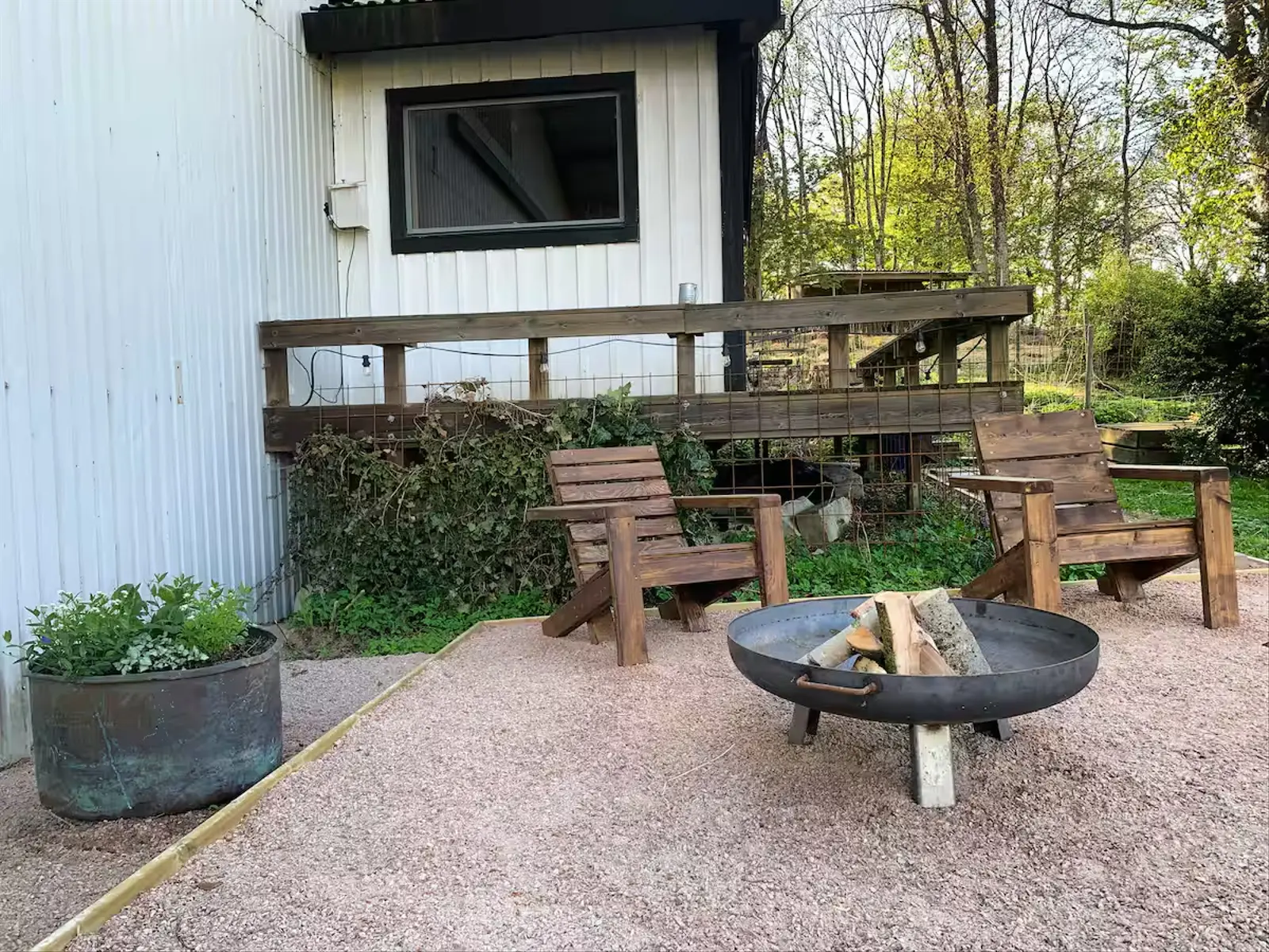 Glamping i Veberöd – Cozy stay on a working farm with animal views
