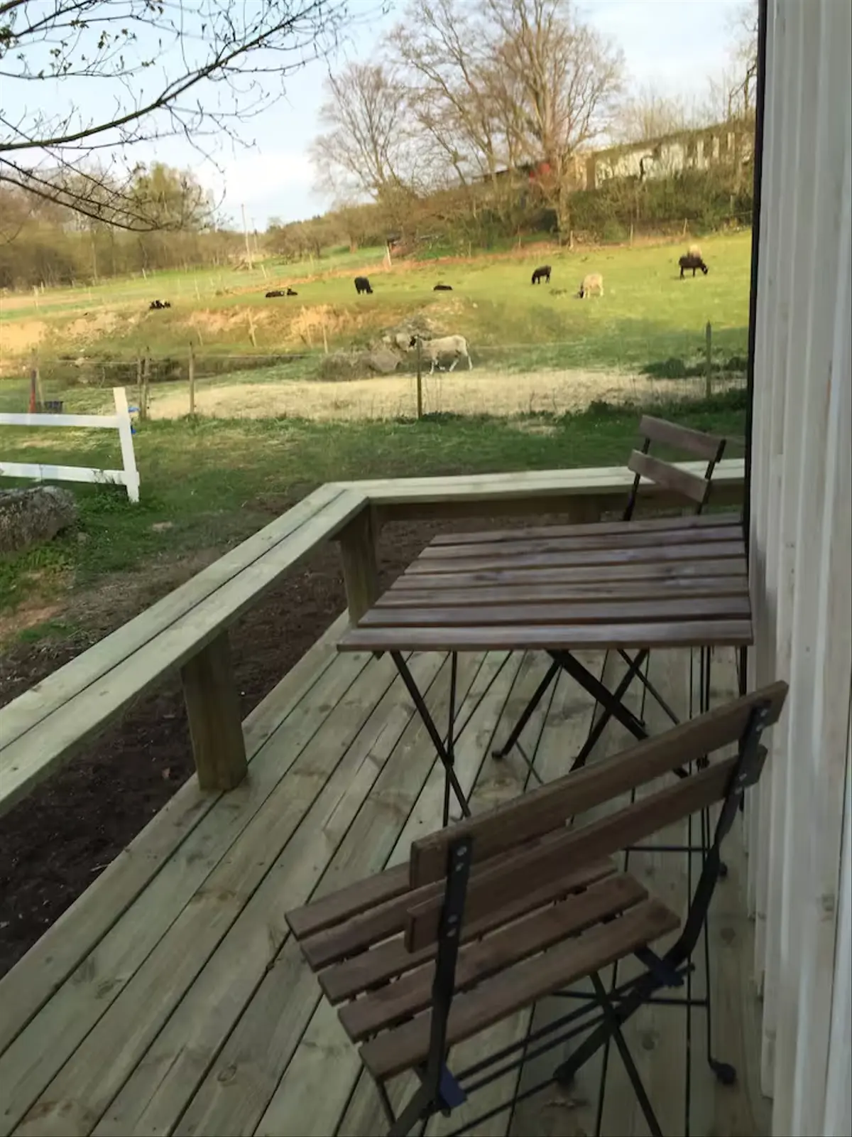 Glamping i Veberöd – Cozy stay on a working farm with animal views