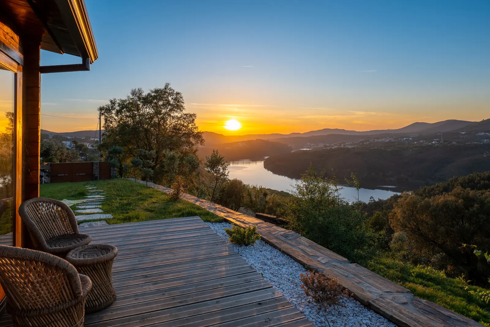Glamping i Raiva – Wood House Amazing View Douro
