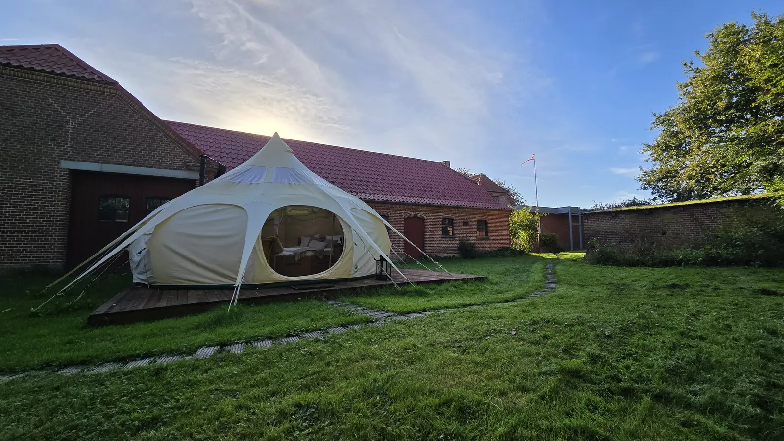 Cabin i Roslev – Romantisk luksusglamping for 2 ved Limfjorden | Eget bad og brændeovn | Månefjord Glamping – photo 20