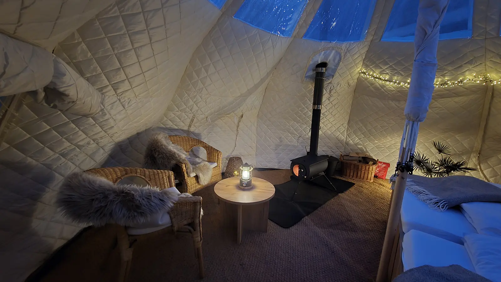 Cabin i Roslev – Romantisk luksusglamping for 2 ved Limfjorden | Eget bad og brændeovn | Månefjord Glamping – photo 14