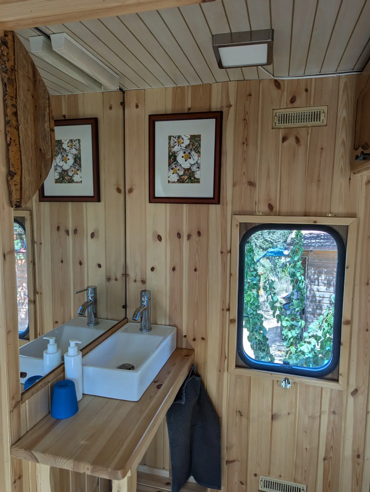 image gallery