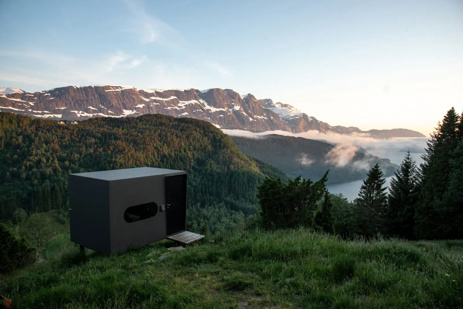Trädhotell i Førde – Birdbox Fauske(Førde) med luftig utsikt over fjord & fjell – photo 7