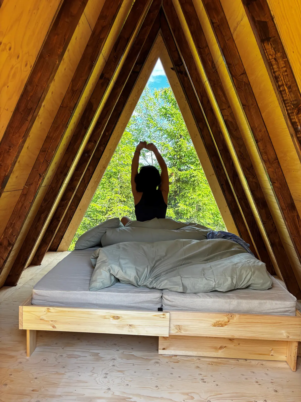 Glamping i Svingvoll – Unik A-frame hytte med fantastisk utsikt