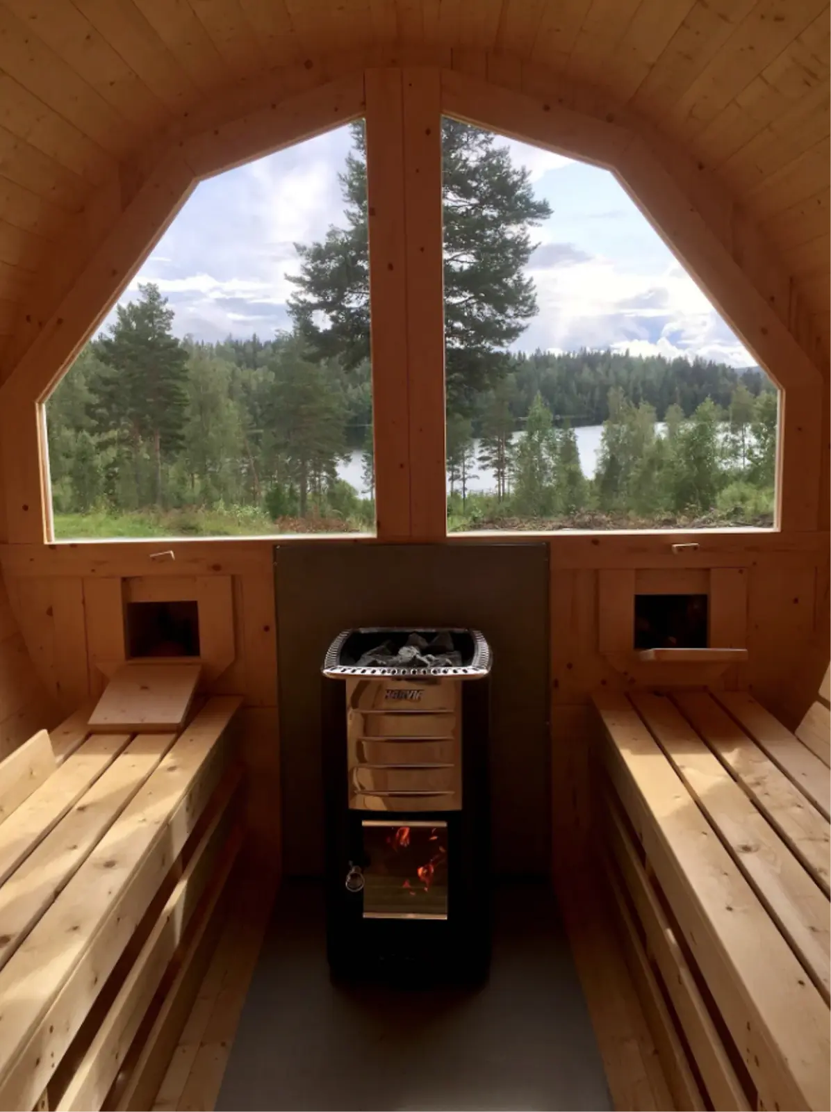 Cabina i Bjuråker – FRISBO LODGE - Romantic Glamping in a dome tent - Lake view – photo 7