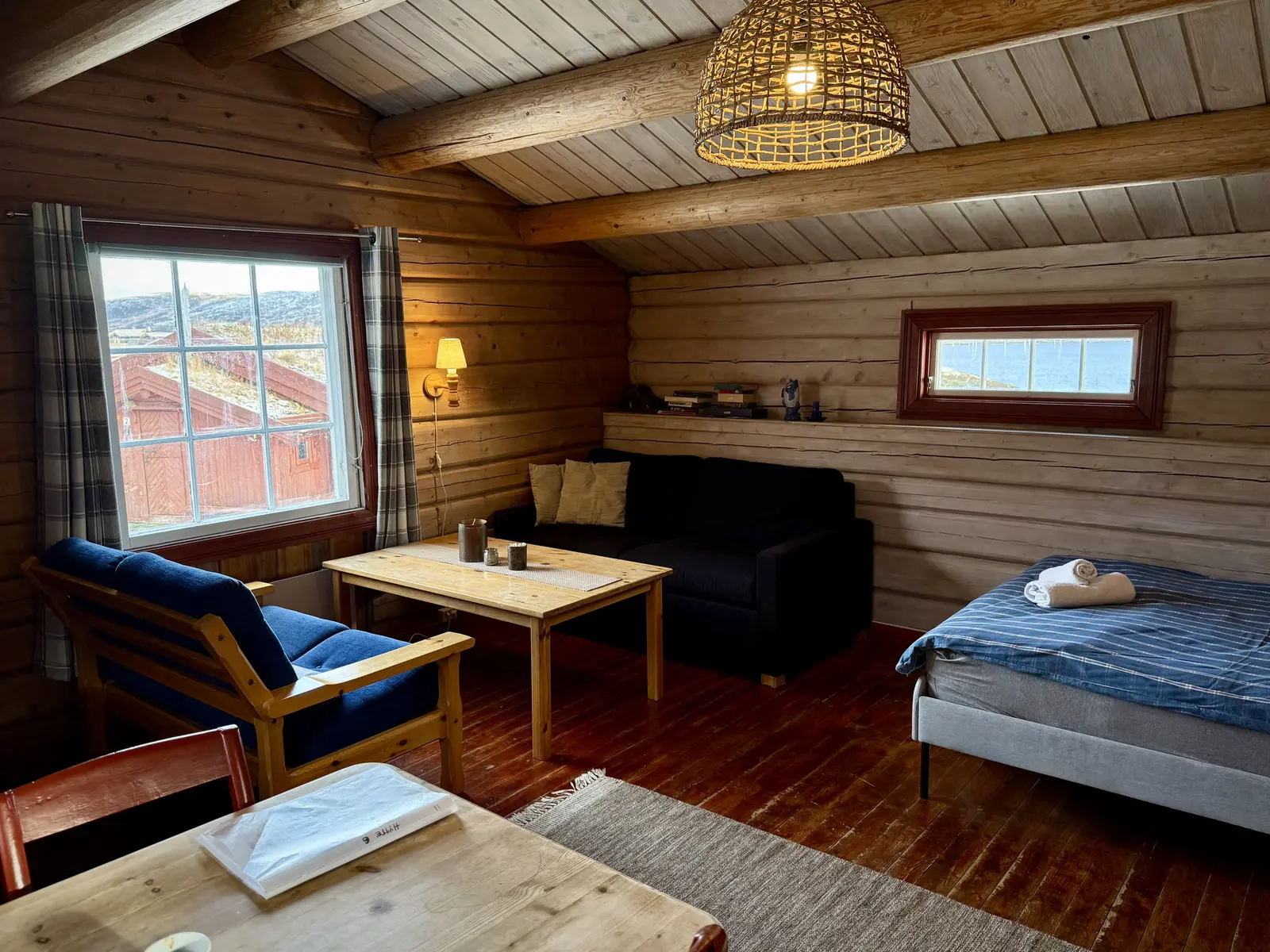 Cabina i Vang – Stølsbui at Tyinstølen | Fireplace and mountain views – photo 10