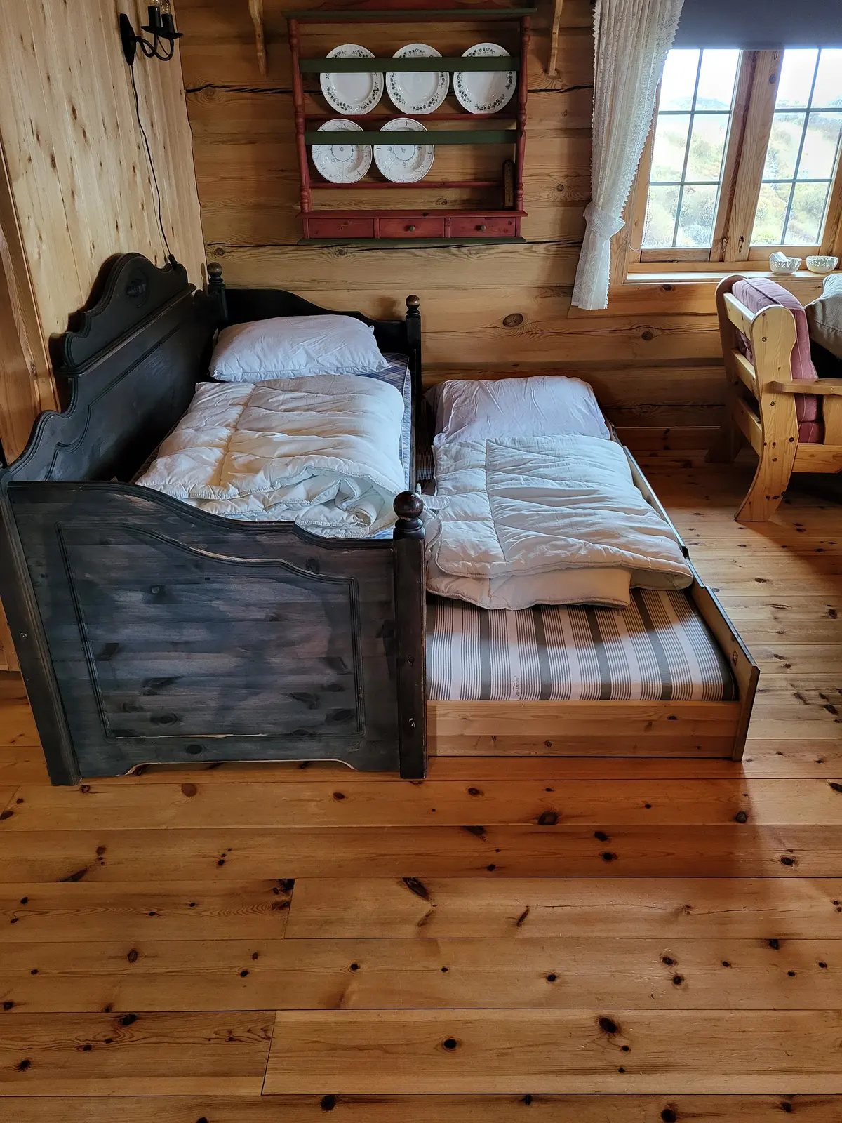 Stuga i Vang – Tømmerbui – Traditional Log Cabin with Lake Views – photo 8
