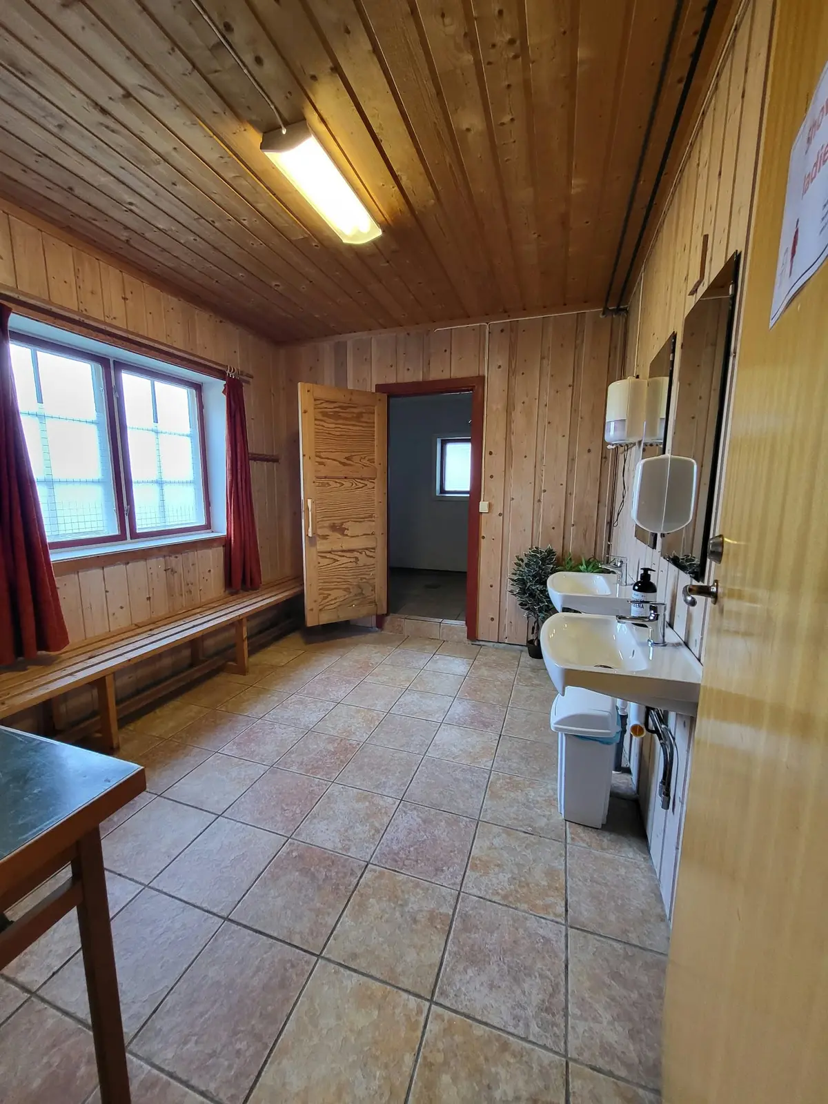 Cabina i Vang – Stølsbui at Tyinstølen | Fireplace and mountain views – photo 23