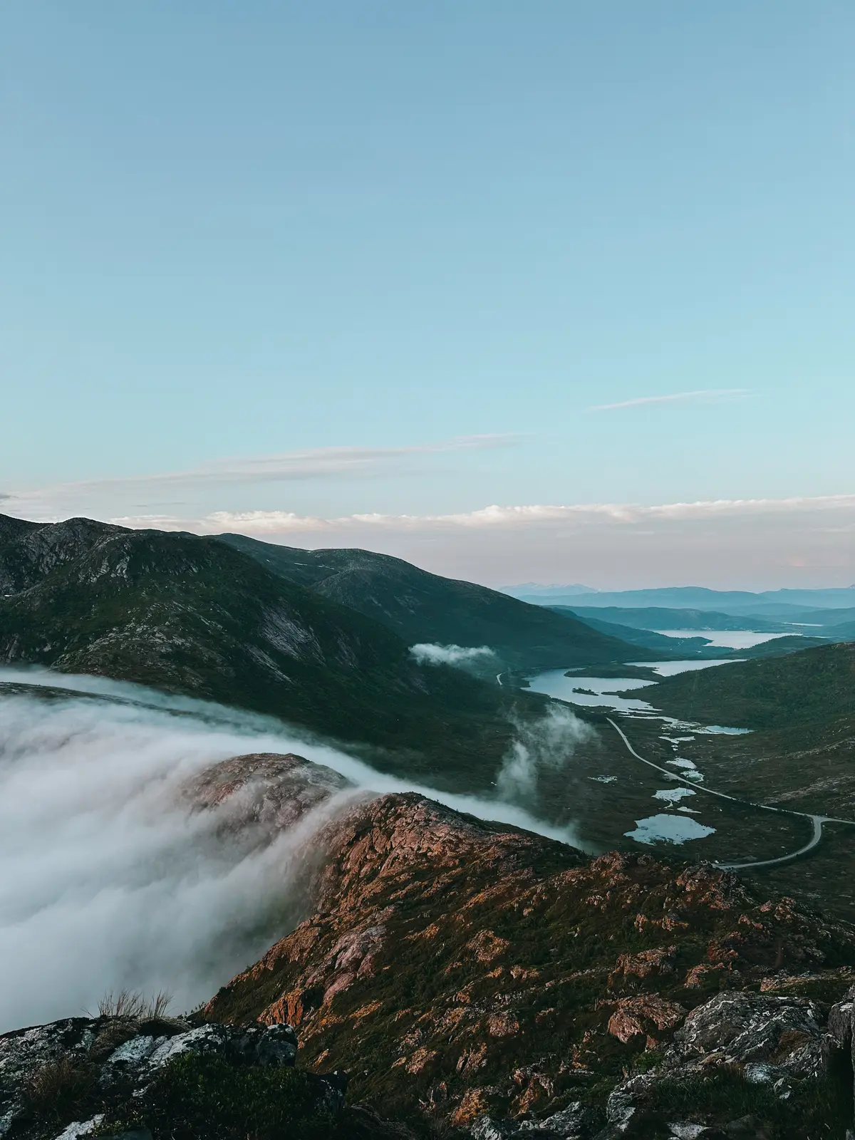 Hütte i Skaland – Toppleilighet på Senja med utsikt over havet – photo 11