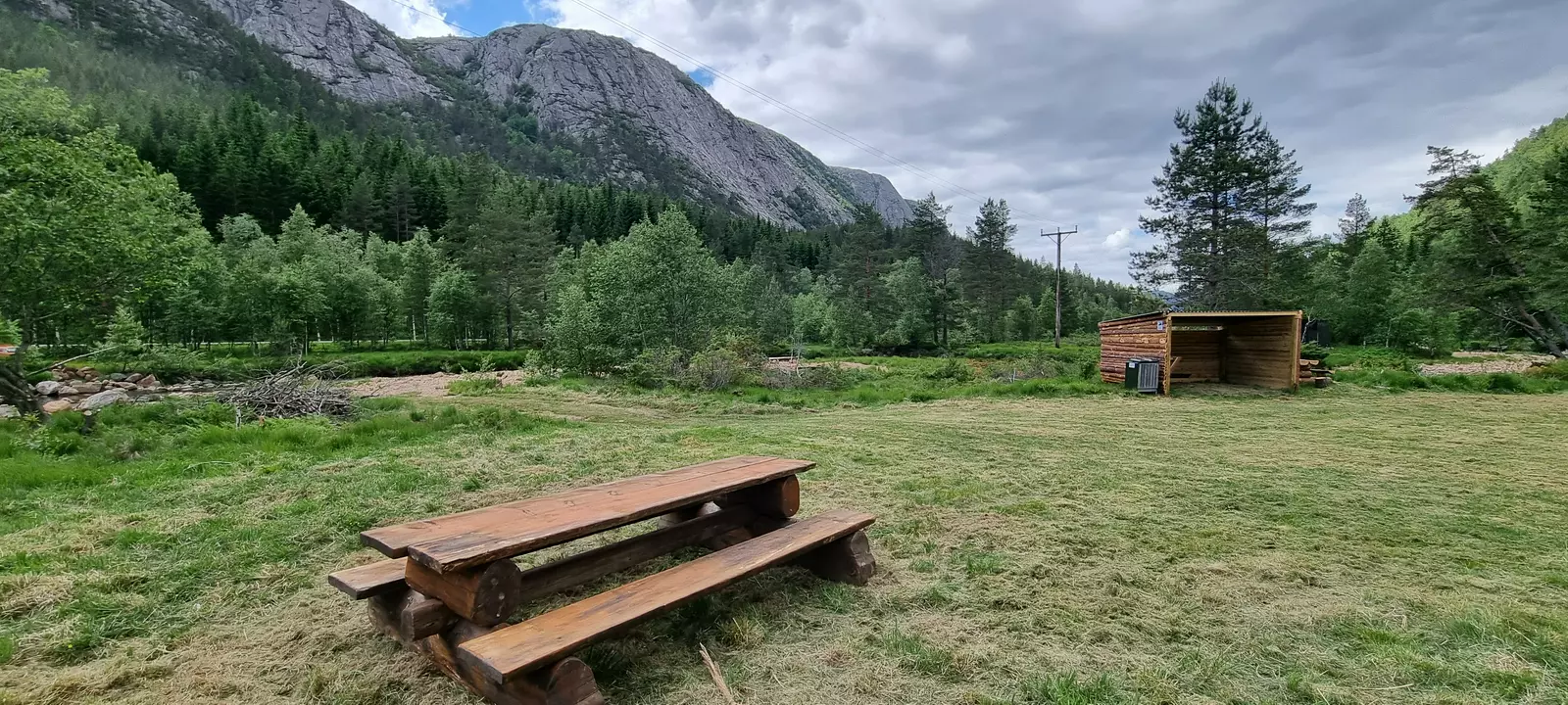 Teltplasser ved Håvestøl naturcamp. Opptil 3 meter
