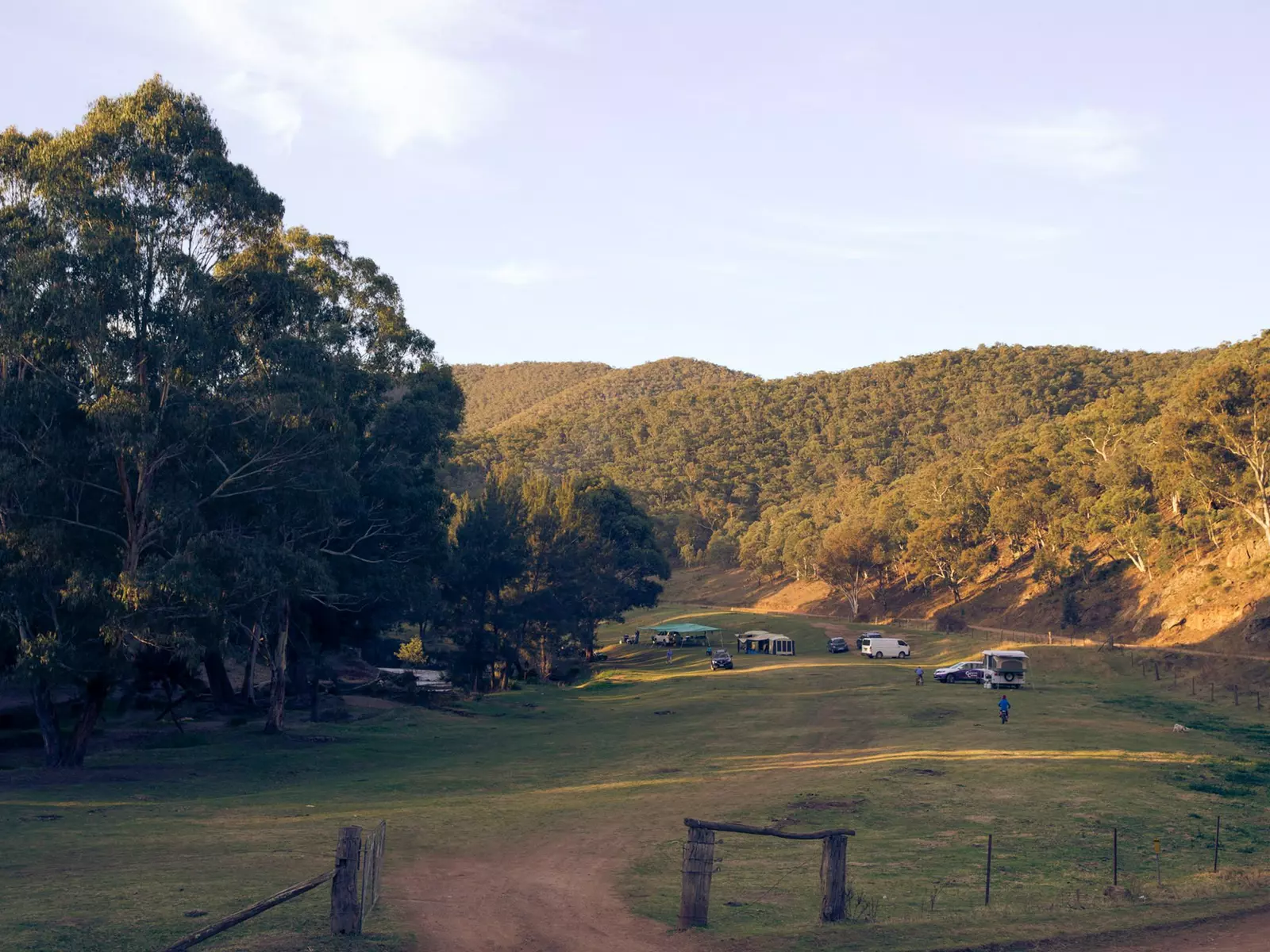 1 VEHICLE CAMPSITE BY THE RIVER, NOT POWERED, NATURAL BUSH CAMPING WITH AMENITIES