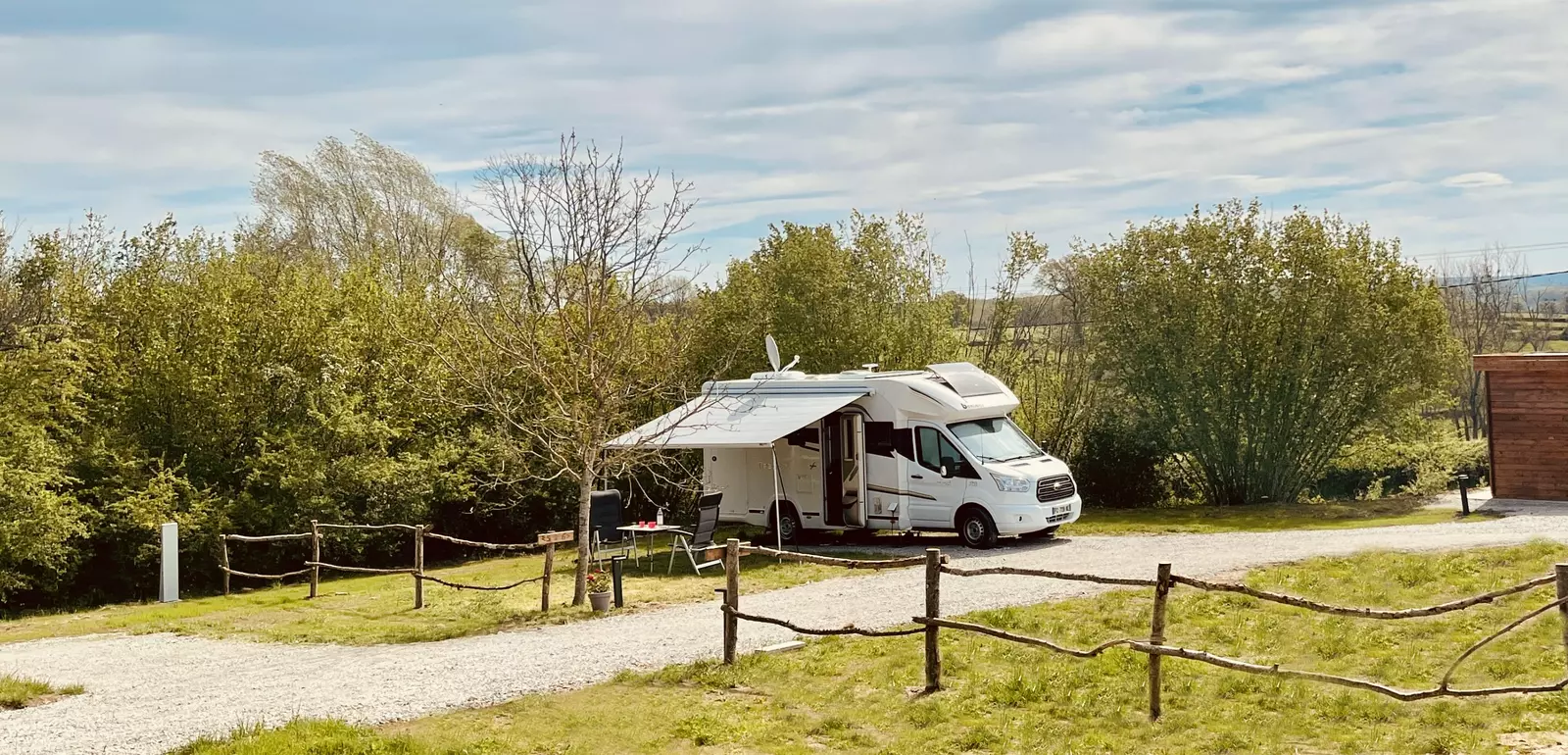 Emplacement camping-car