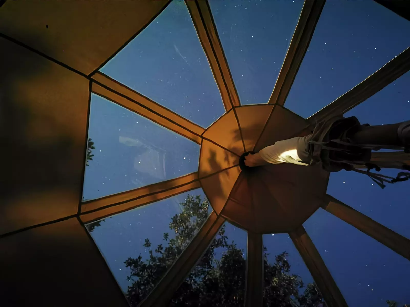Cocon insolite en Cévennes - Yourte Dauphine étoilée