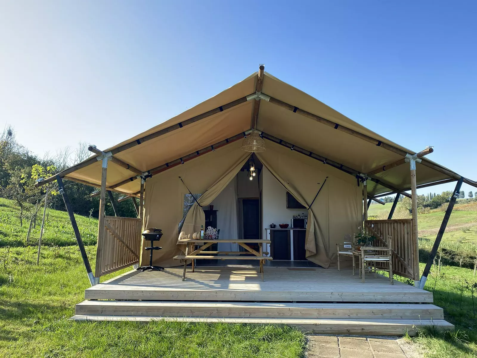 Glamping nel verde della campagna toscana  Melograno
