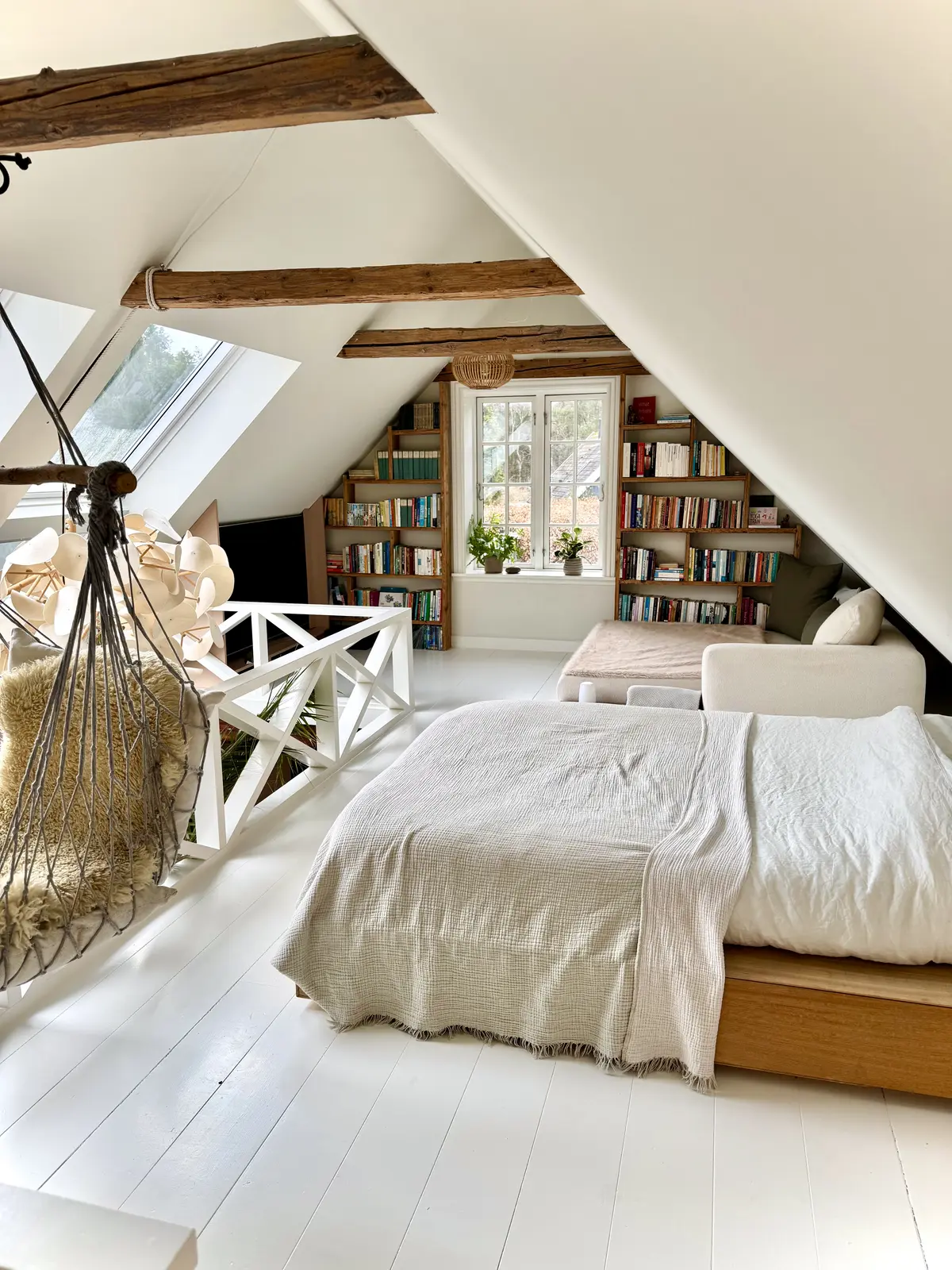 Atelier Skovbrinken - En hel unik mulighed for at bo i et kunstneratelier på kanten af skoven 