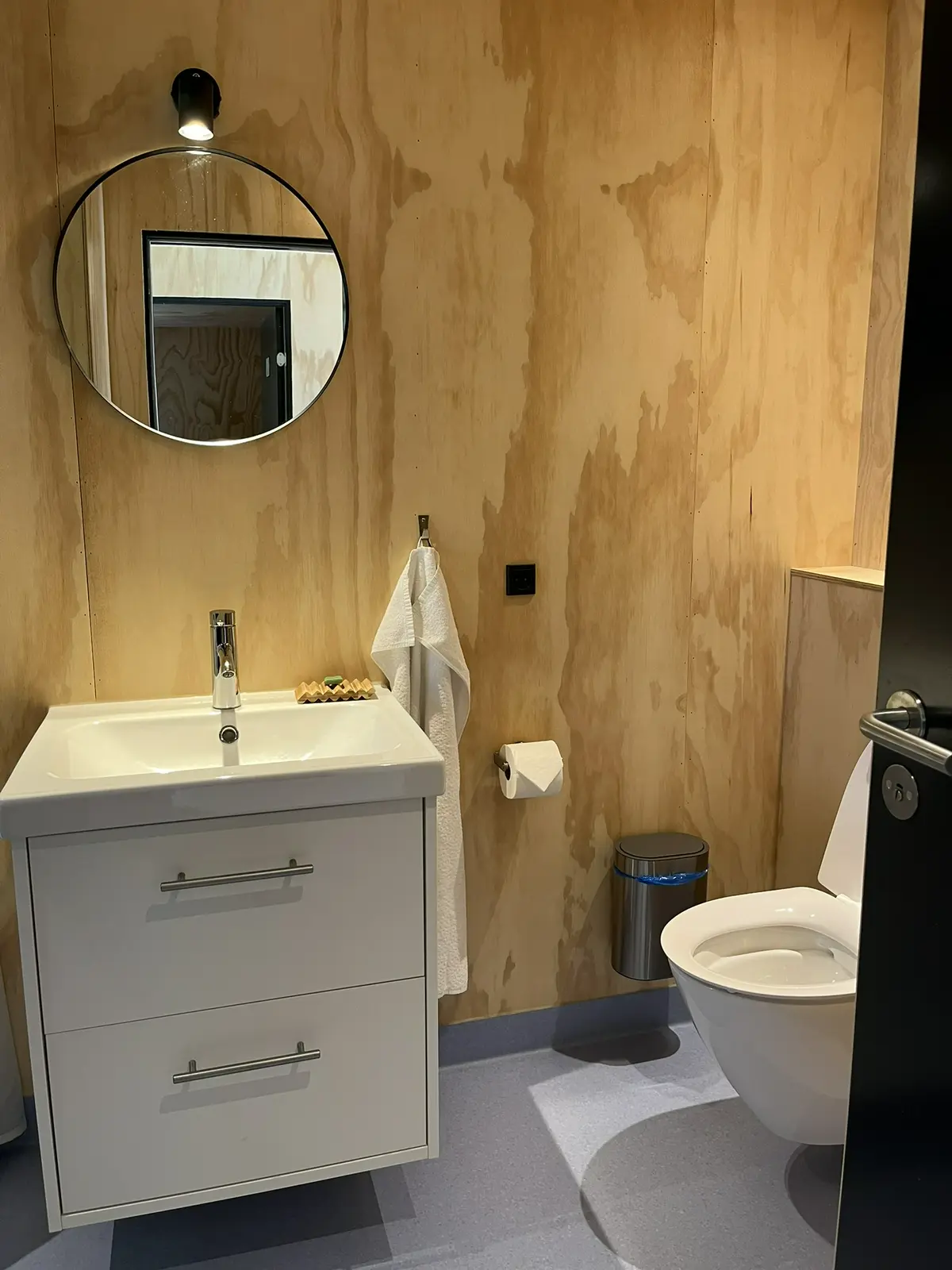 "Il Sole" Enkelt dobbeltværelse på bondegård med havudsigt og bondegårdsoplevelse