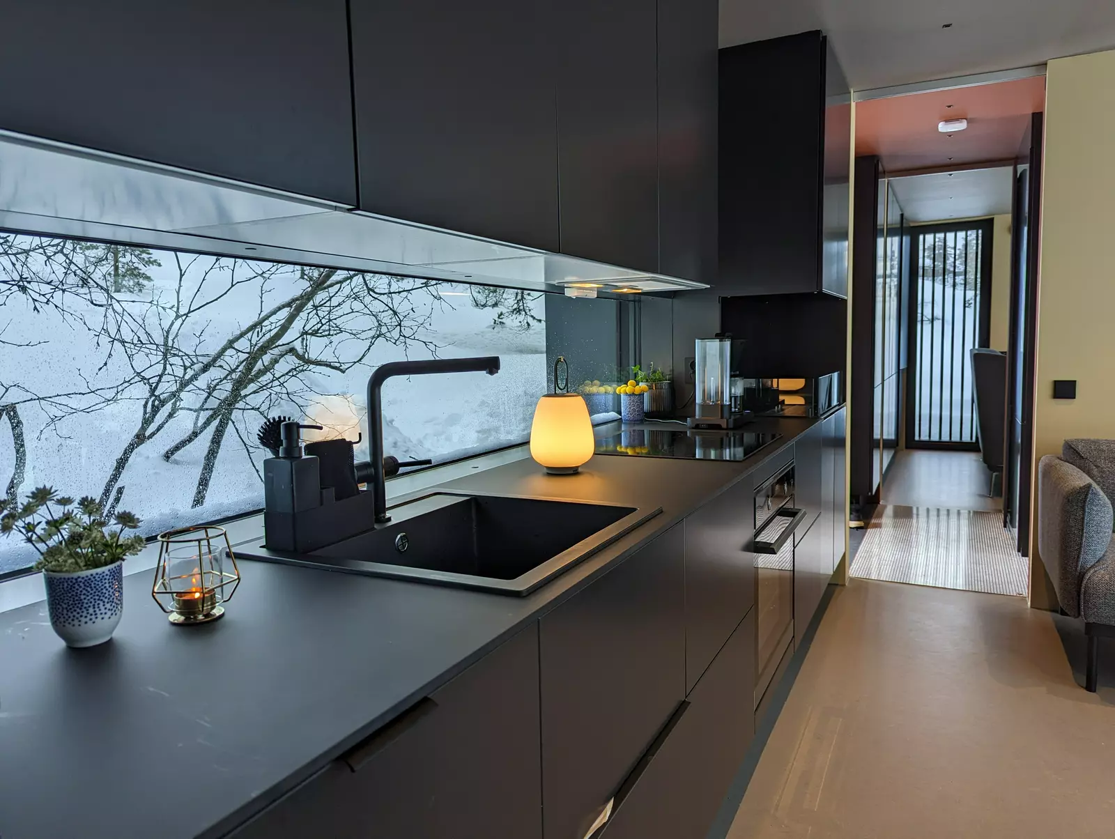 Modern cabin designed by Snøhetta 